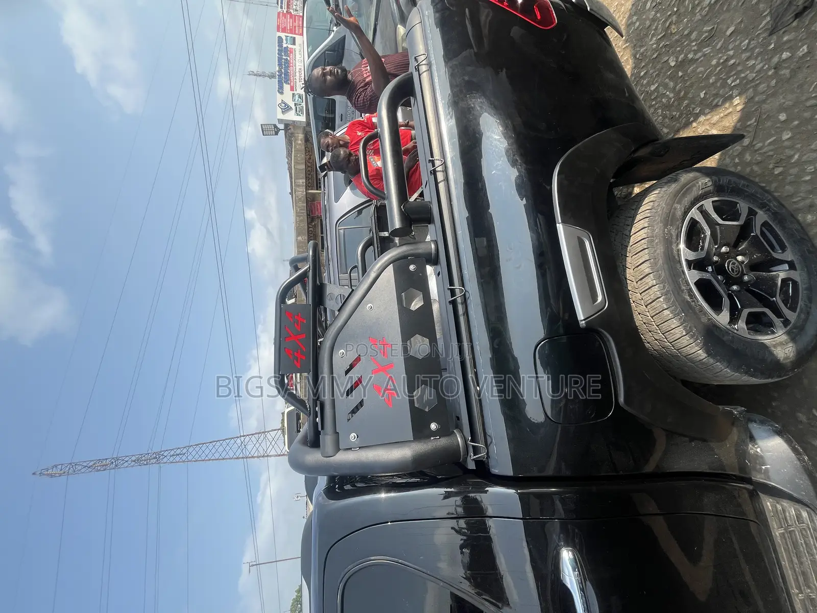 Tundra / Tacoma / Hilux Iron Booth Carryboy / Cover