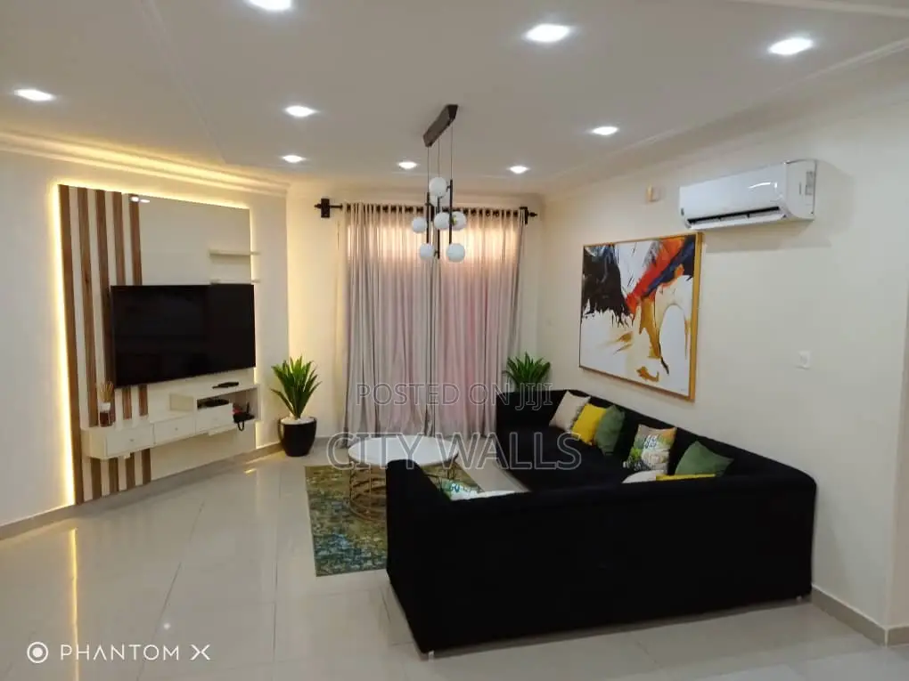Furnished 3bdrm Block of Flats in Chevron for rent
