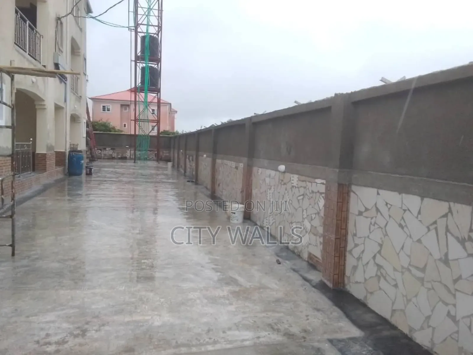 3bdrm Block of Flats in Ogombo for rent