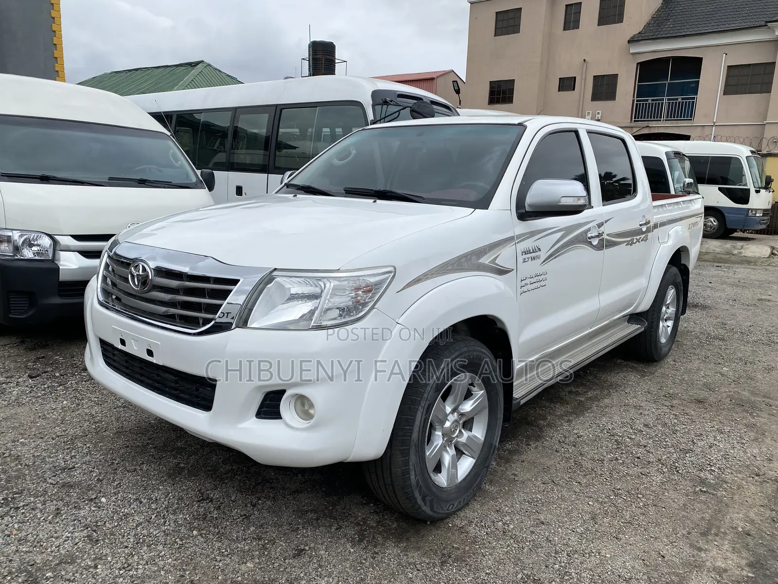 Toyota Hilux SR5 4x4 2015 White