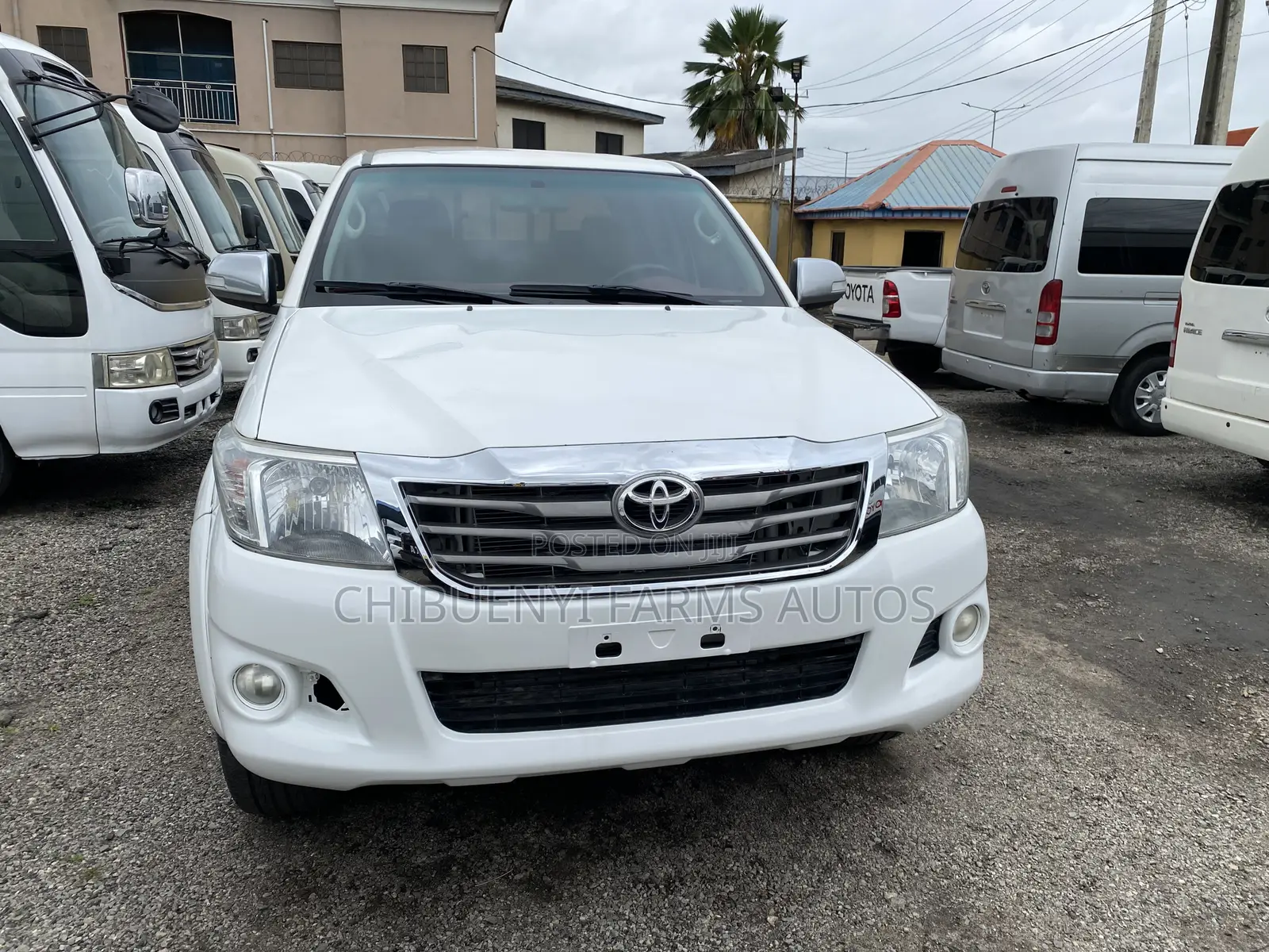 Toyota Hilux SR5 4x4 2015 White