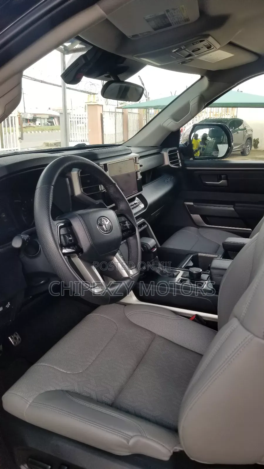 Toyota Tundra 2023 Black