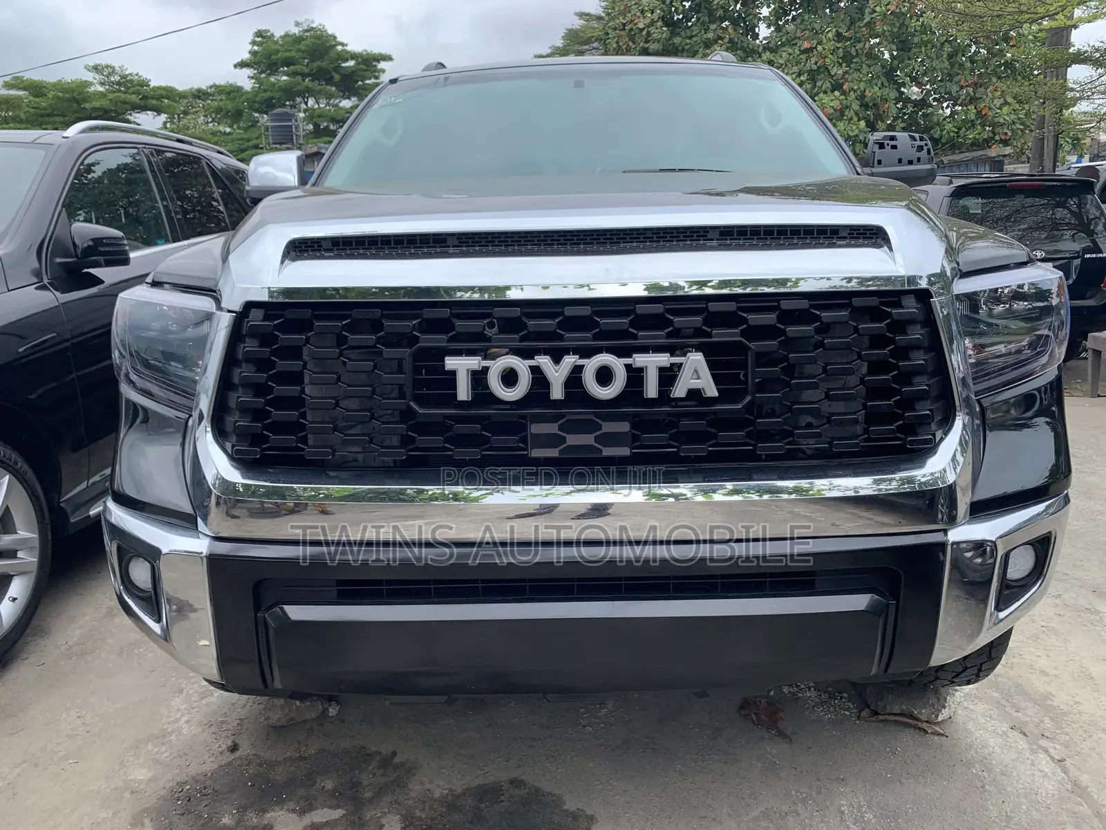 Toyota Sequoia 2015 Black