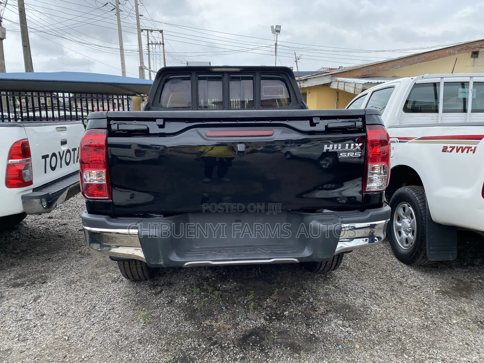 Toyota Hilux SR5 4x4 2019 Black