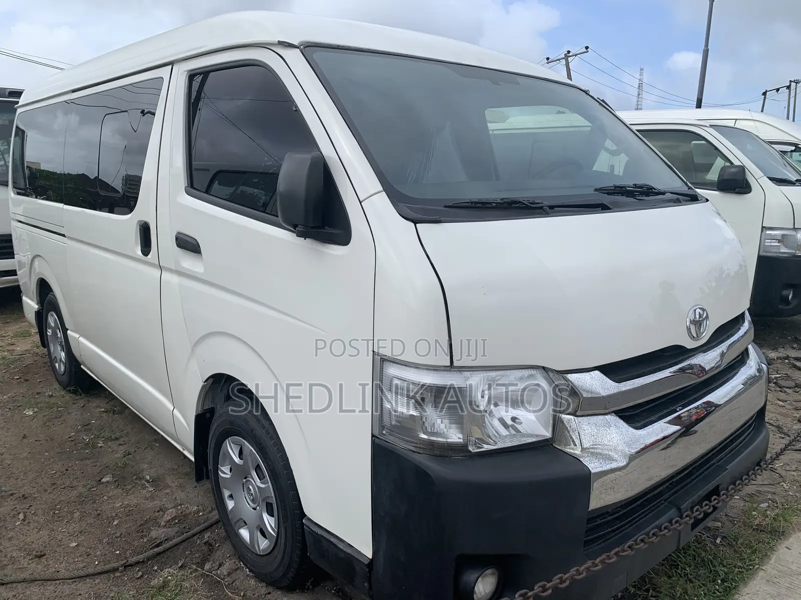 Toyota HiAce 2014 White