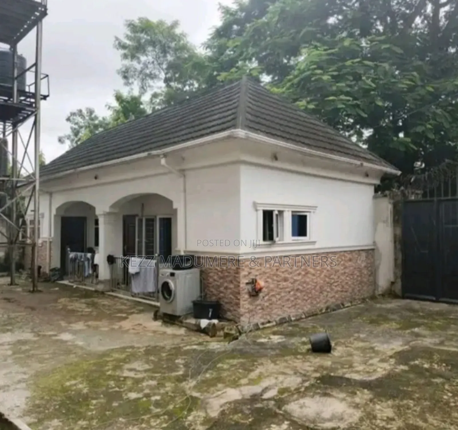 5bdrm Duplex in Prefab/Aladinma for sale