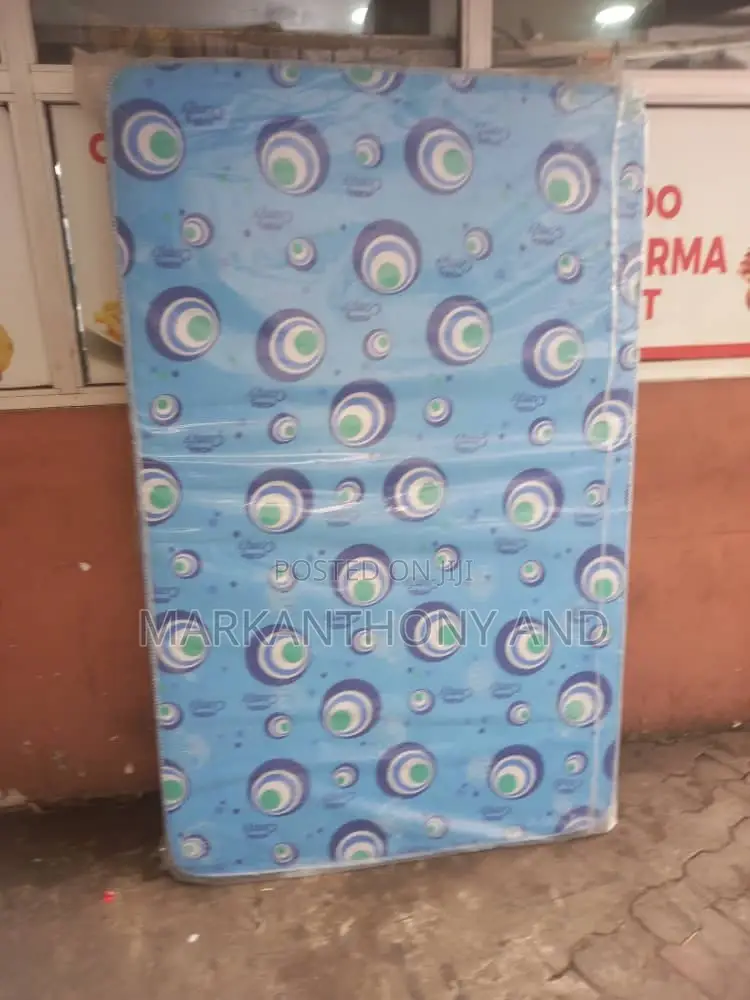 4.5ft by 6ft,10inches Mouka Comfy in Victoria Island
