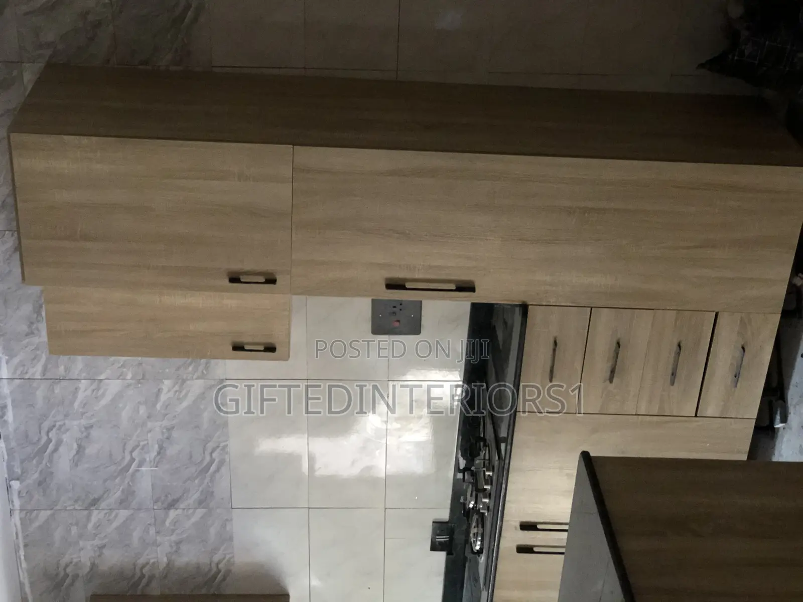 Kitchen Cabinets, Islands With Marble Top And Inbuilt Cooker