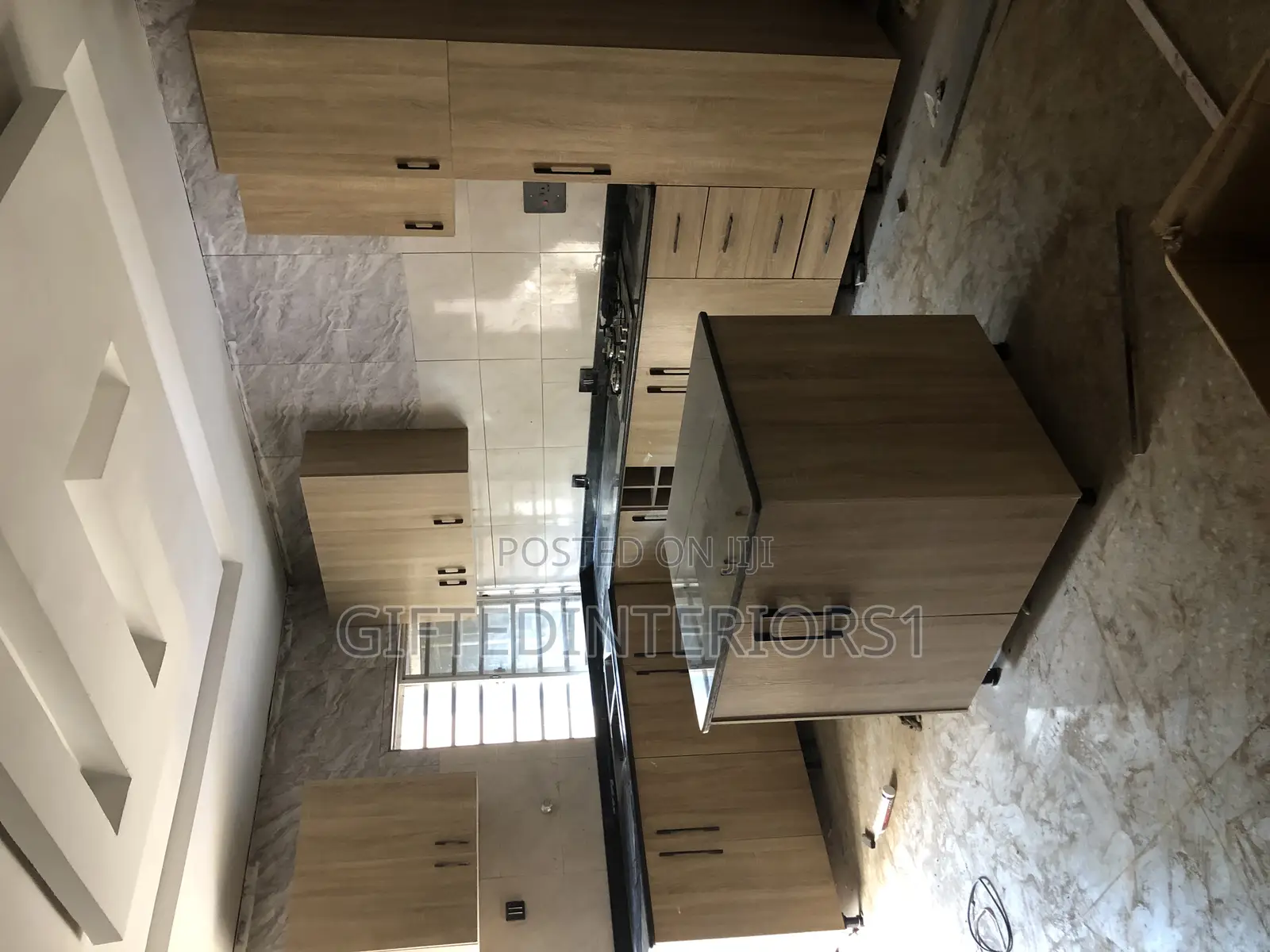 Kitchen Cabinets, Islands With Marble Top And Inbuilt Cooker