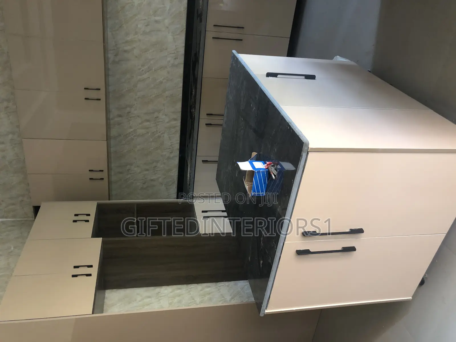High Glossy Kitchen Cabinets, Island With Marble Top