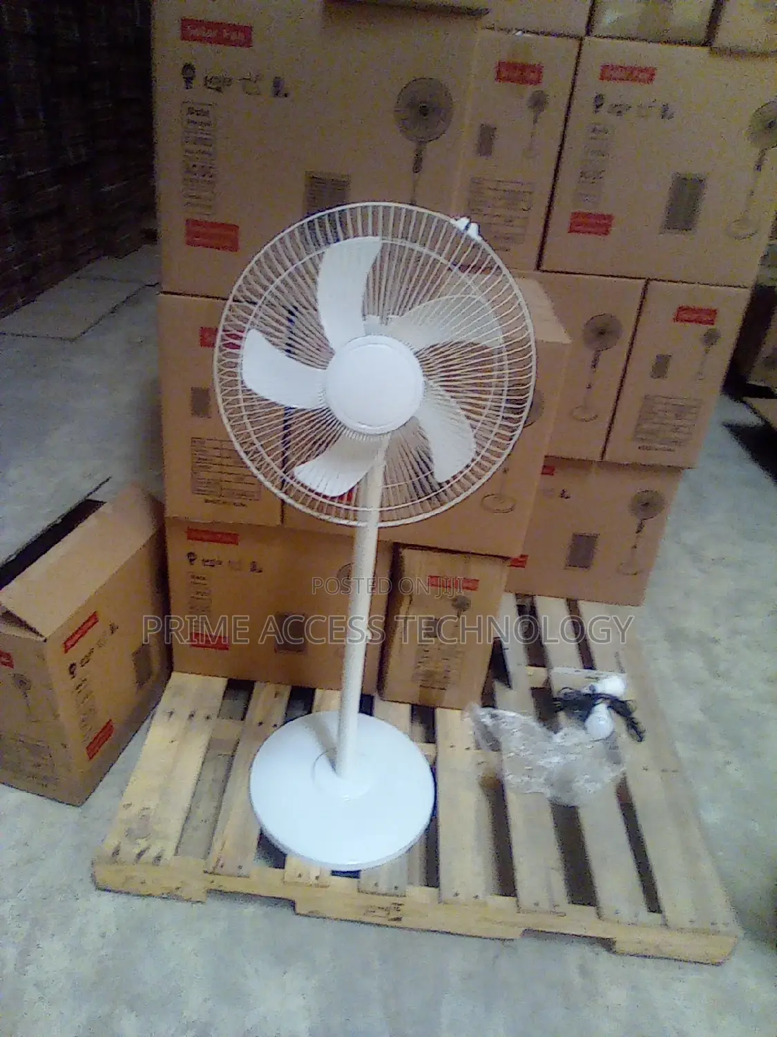 High Quality 14 Inches Solar Standing Fan