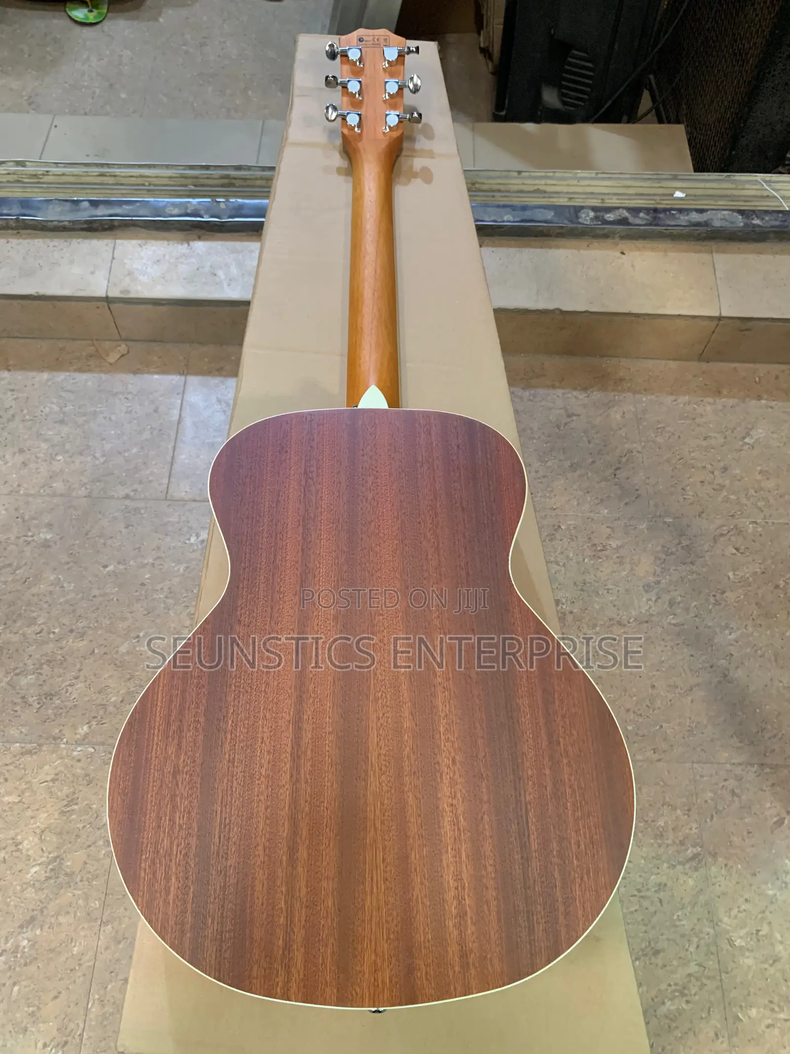 Quality Eagle Pure Acoustic Guitar