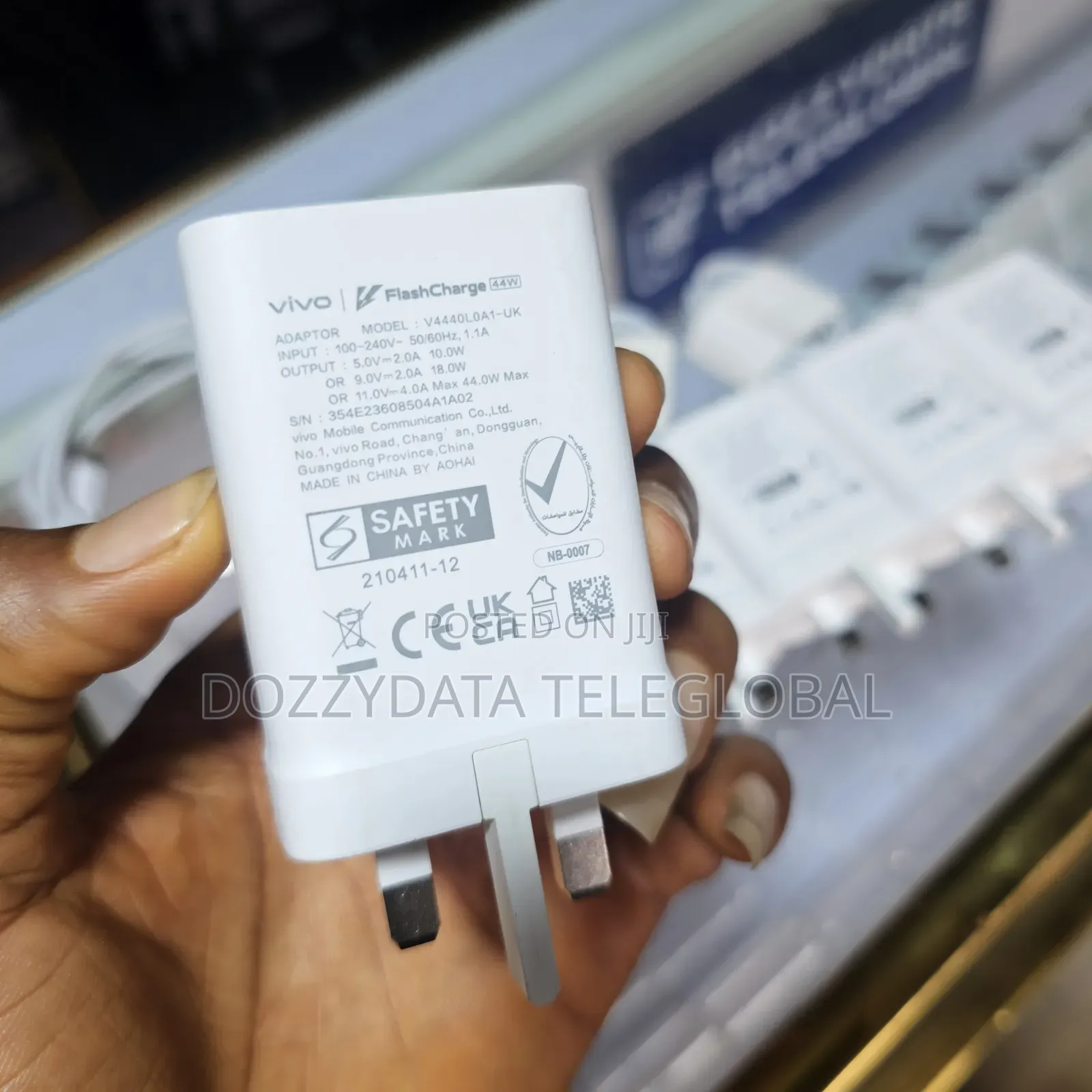 Original Vivo 44watts Flashcharge Follow Come Charger
