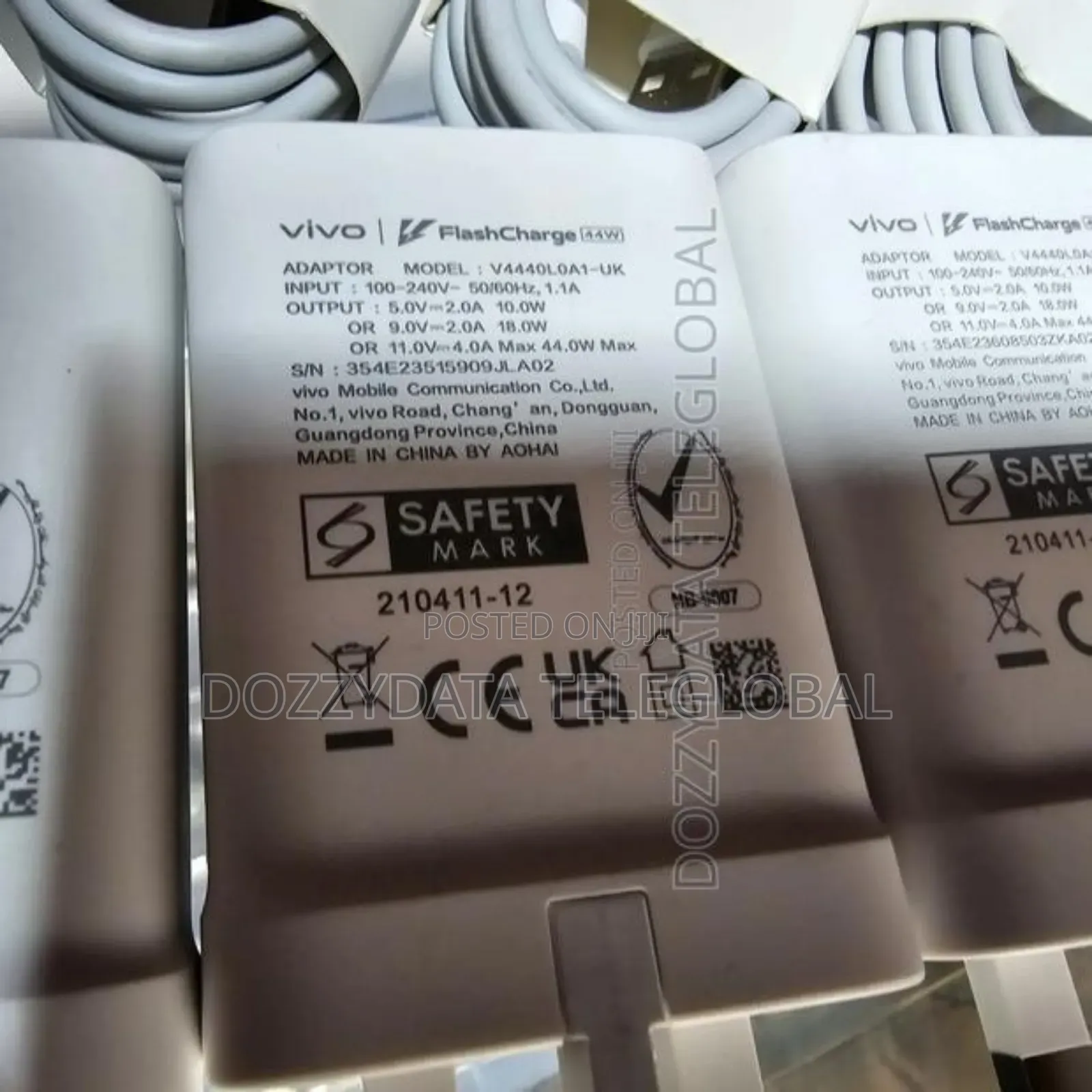 Original Vivo 44watts Flashcharge Follow Come Charger