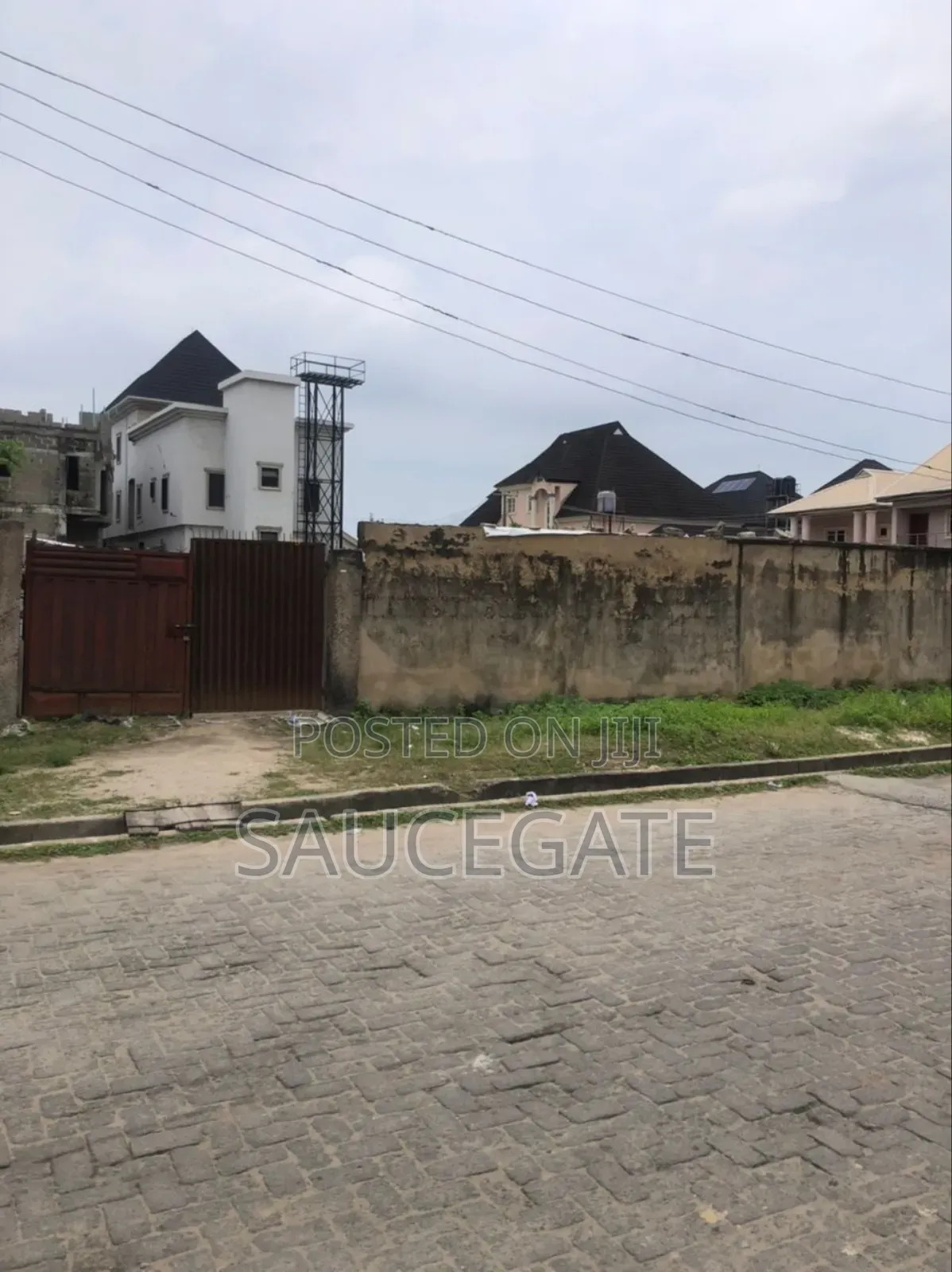 Land for Sale at Amuwo 300sqm Dryland