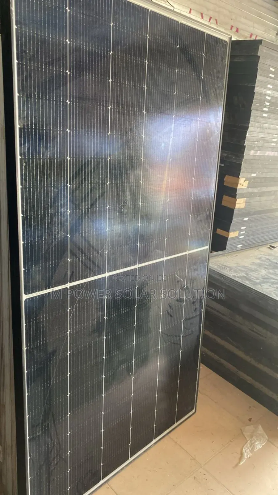 415w 132cell Jinko Halfcut Mono Solar Panel