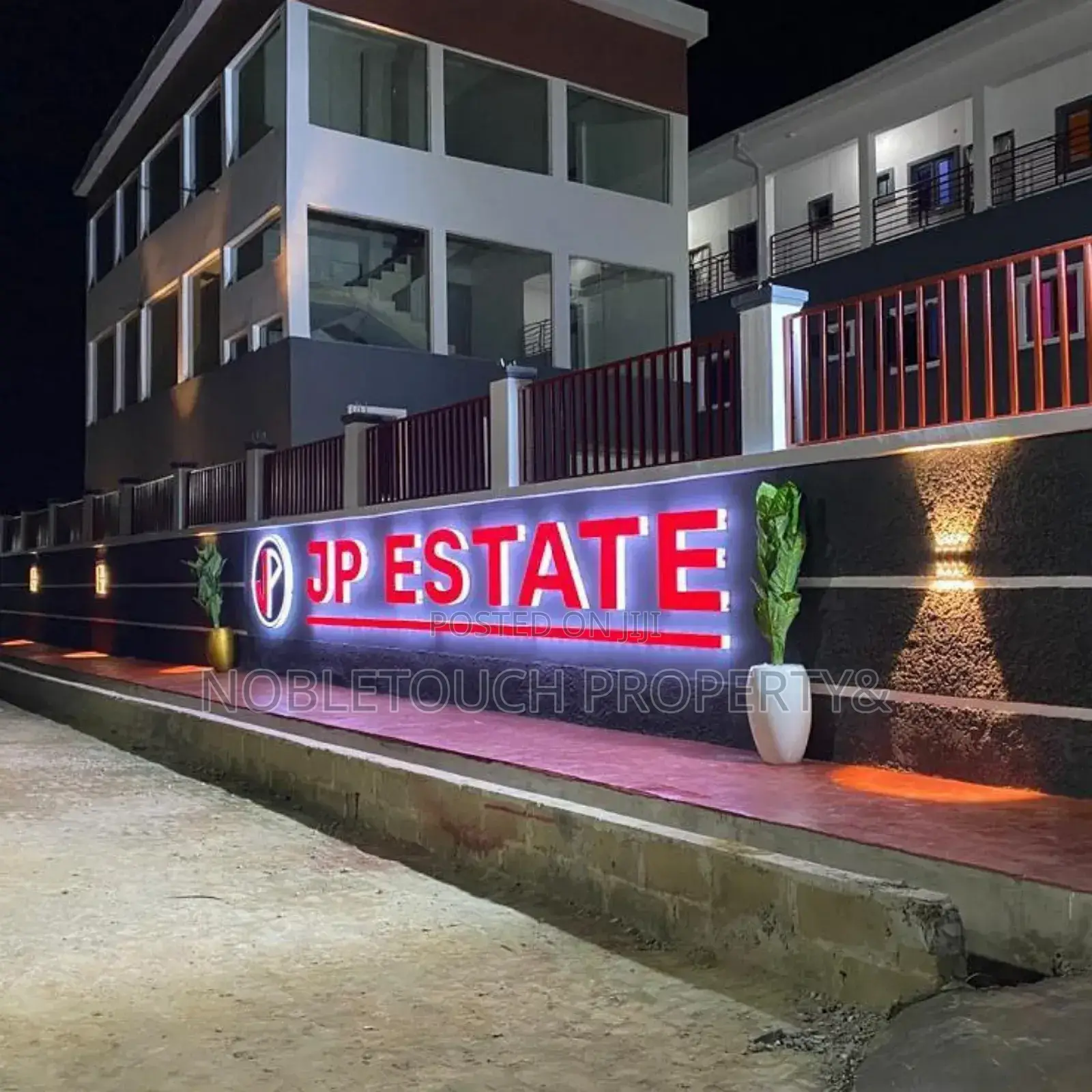 4bdrm Apartment in Ajah Lagos, Sangotedo for sale
