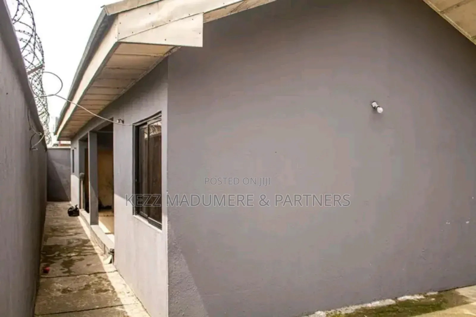 4bdrm Duplex in Eligbolo , Off, Port-Harcourt for rent
