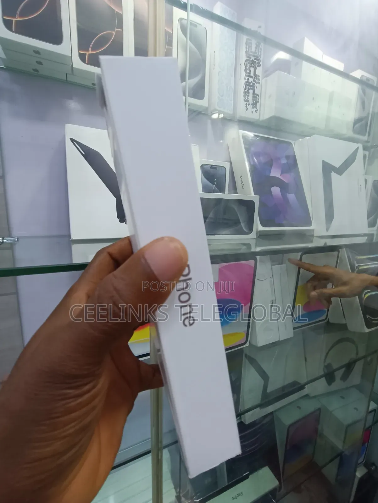 New Apple iPhone 16 Pro Max 1 TB Green