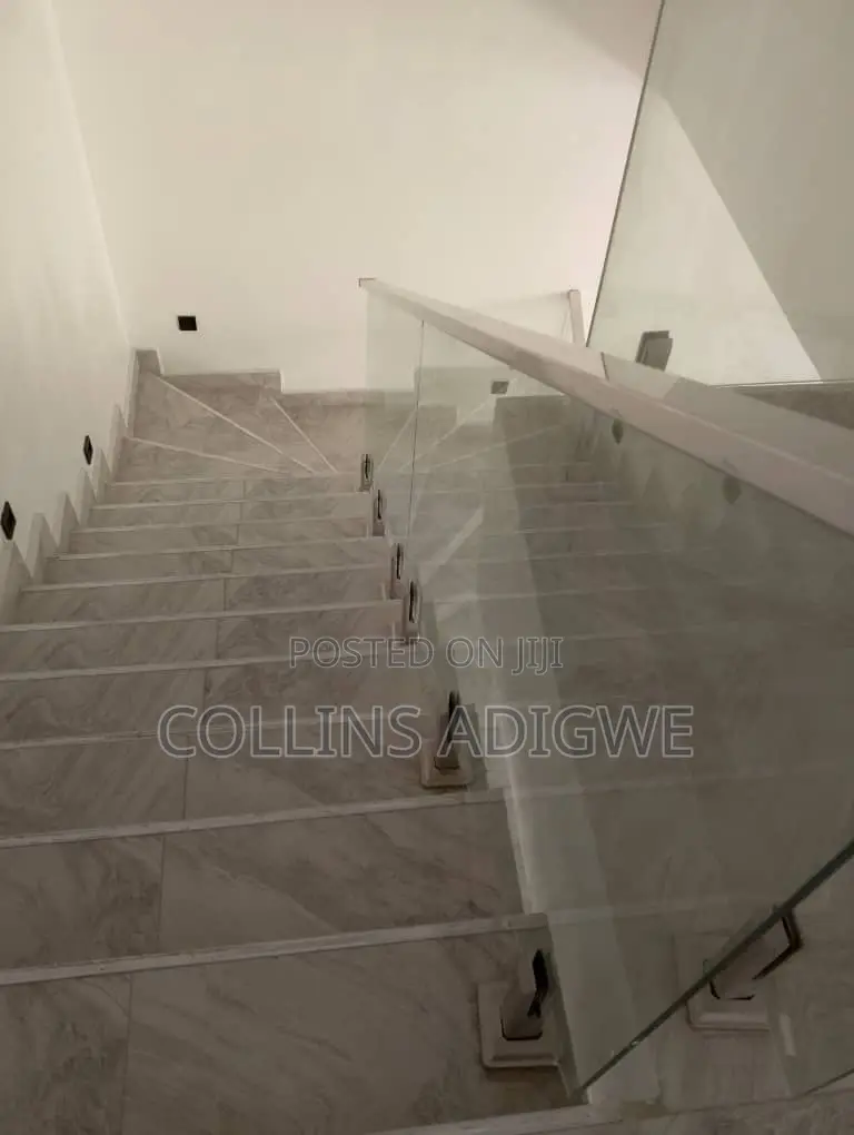 4bdrm Duplex in Chevron Estate for sale