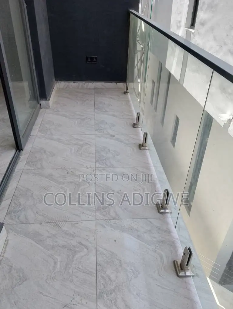 4bdrm Duplex in Chevron Estate for sale