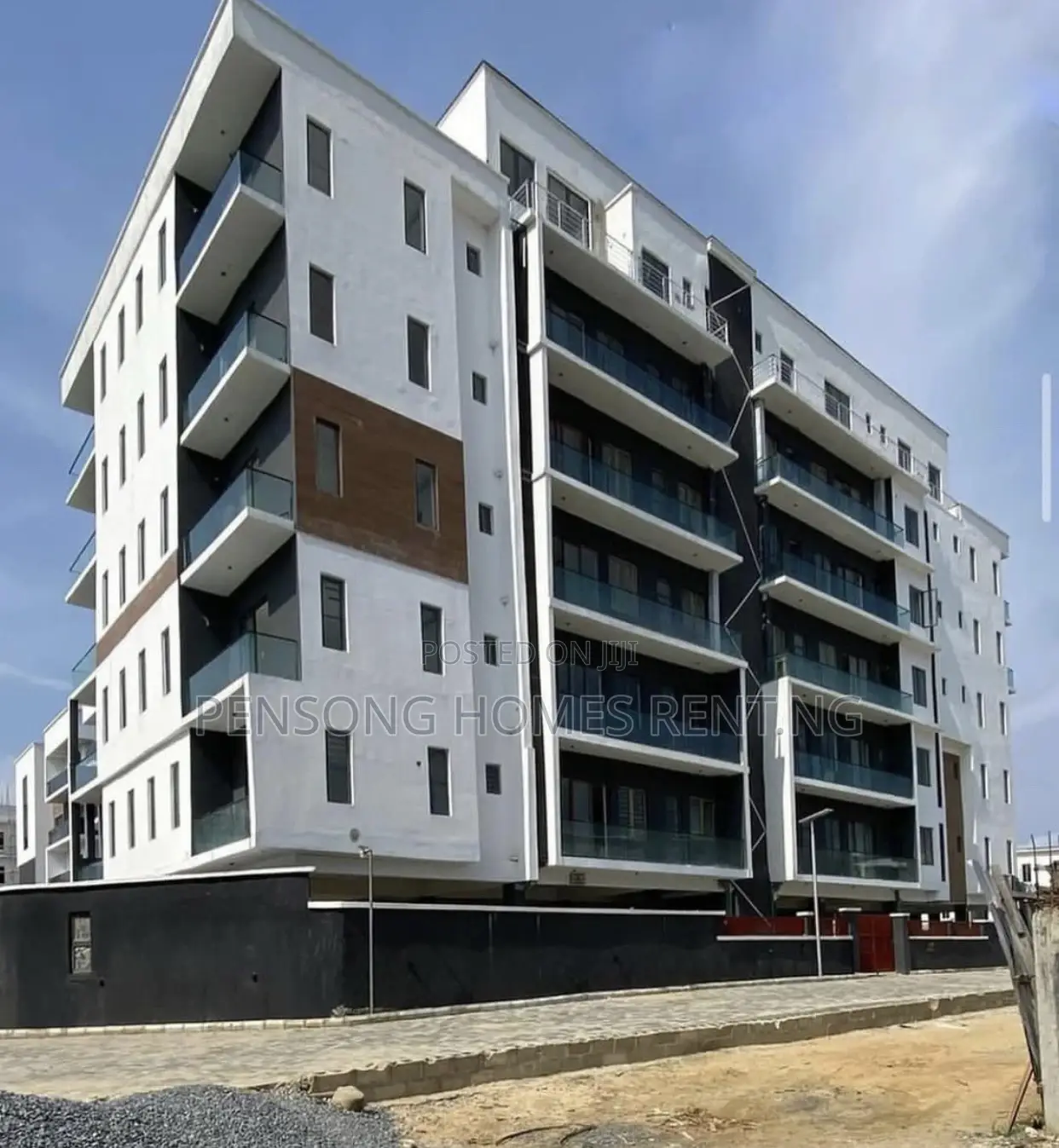 3bdrm Apartment in Ikate, Lekki for rent