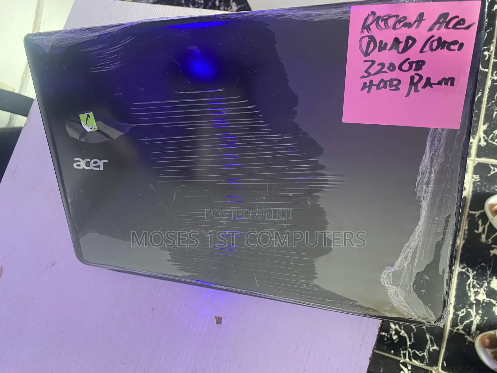 New Laptop Acer 4GB Intel HDD 320GB