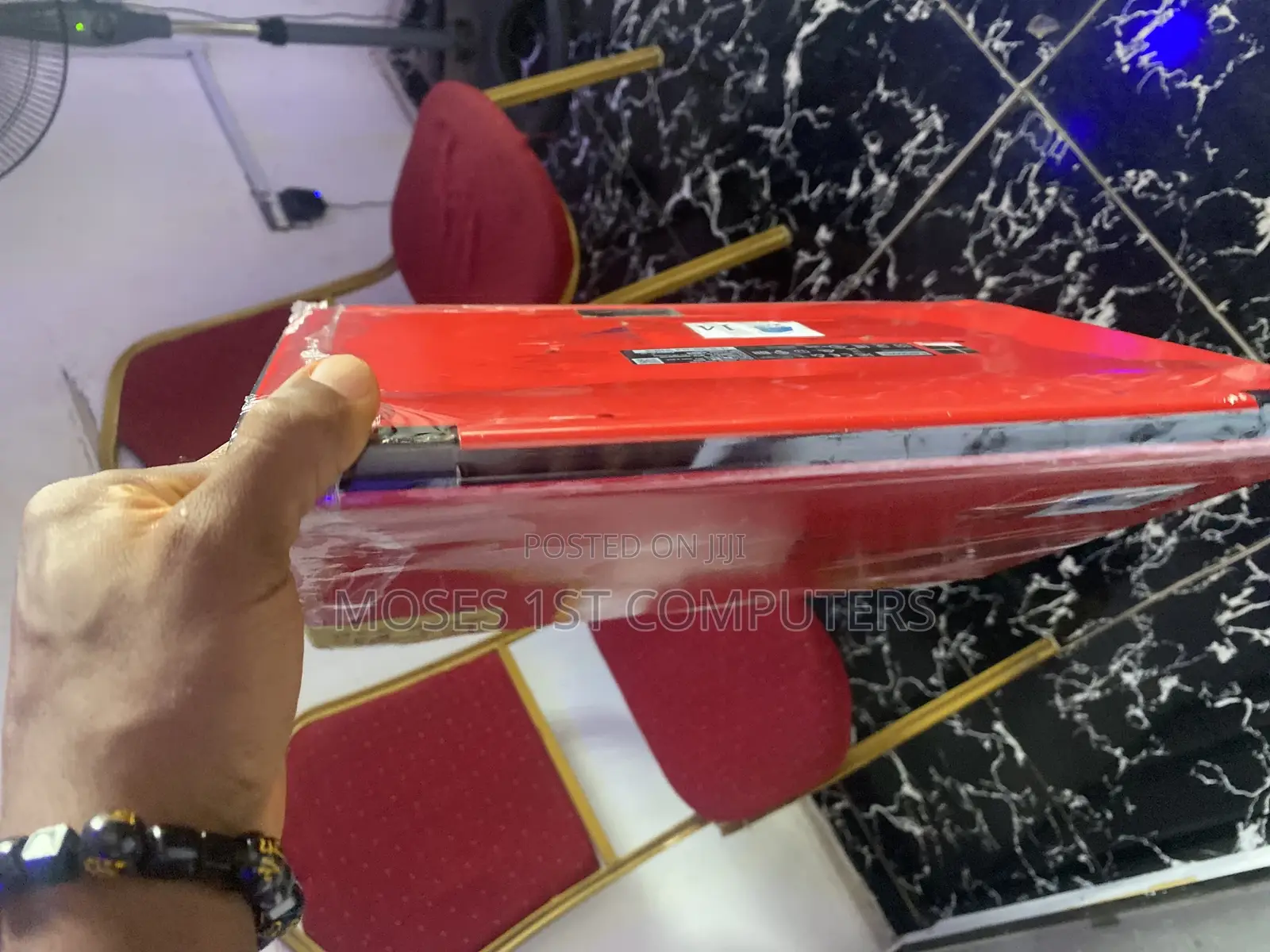 New Laptop Lenovo 4GB Intel SSHD (Hybrid) 128GB