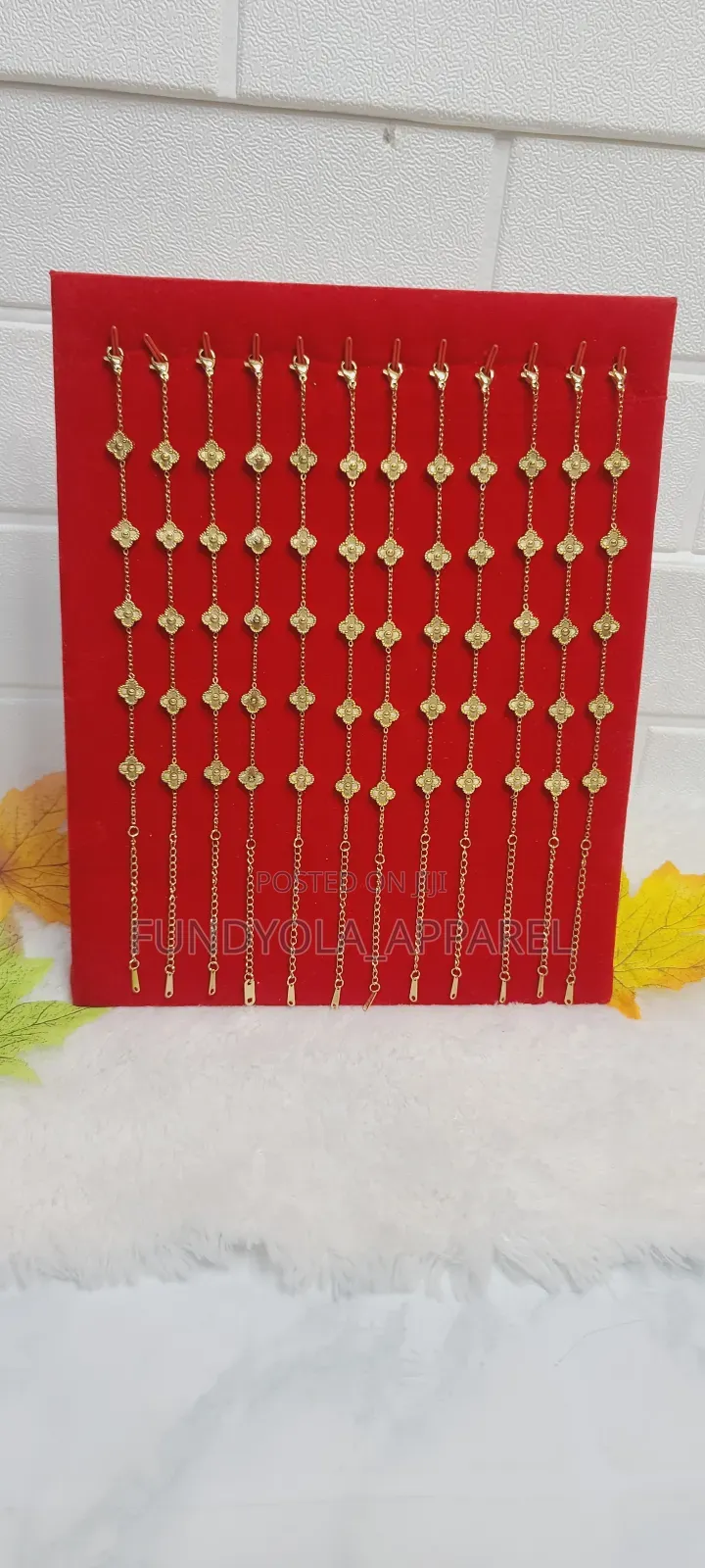 Gold Vca Hand Bracelet