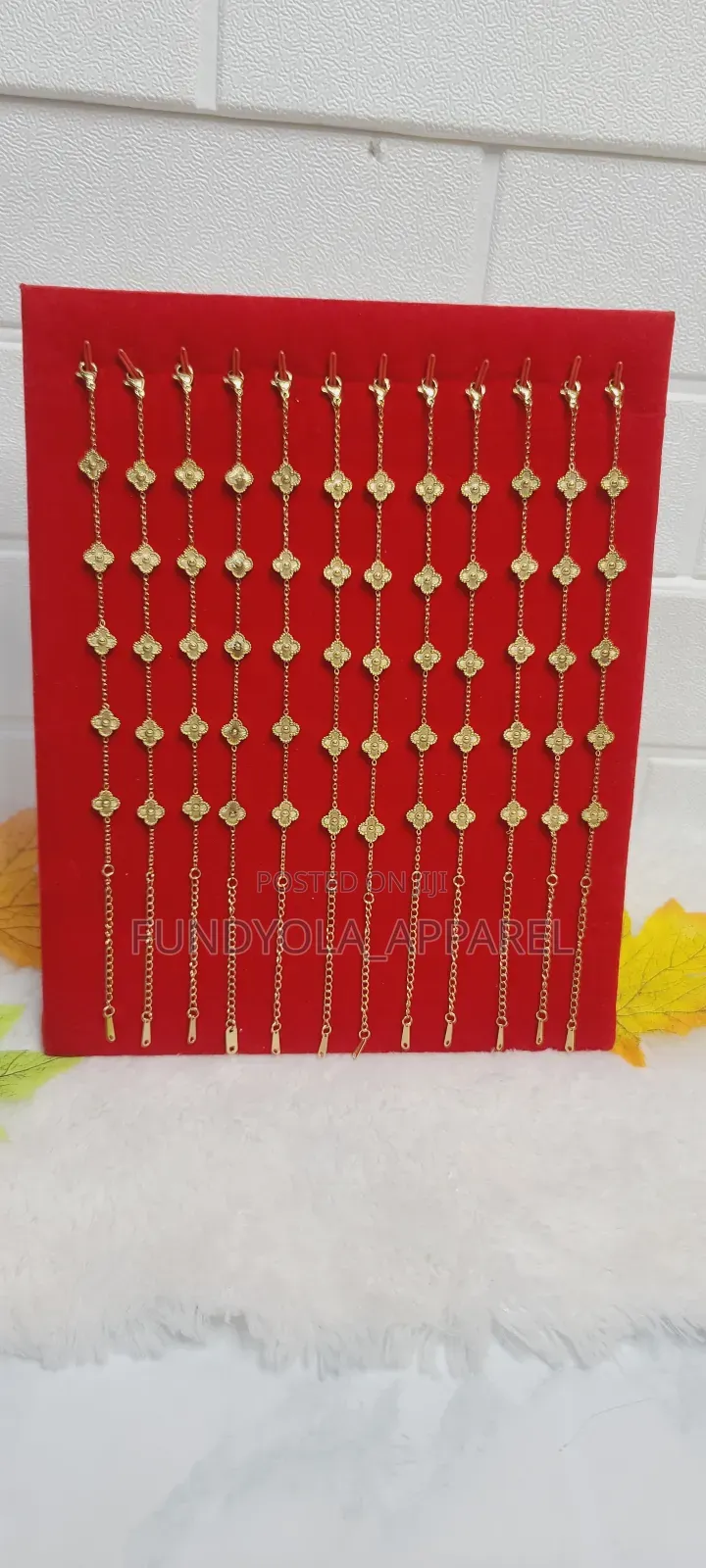 Gold Vca Hand Bracelet