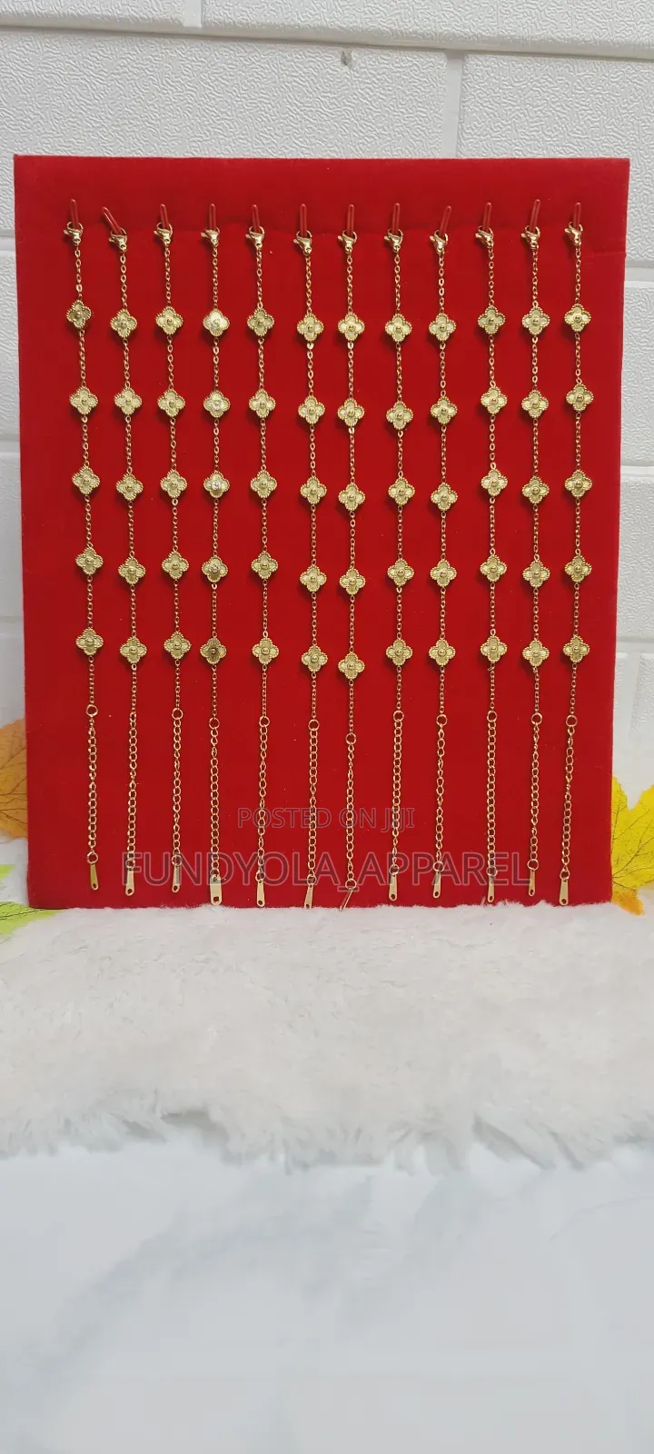 Gold Vca Hand Bracelet