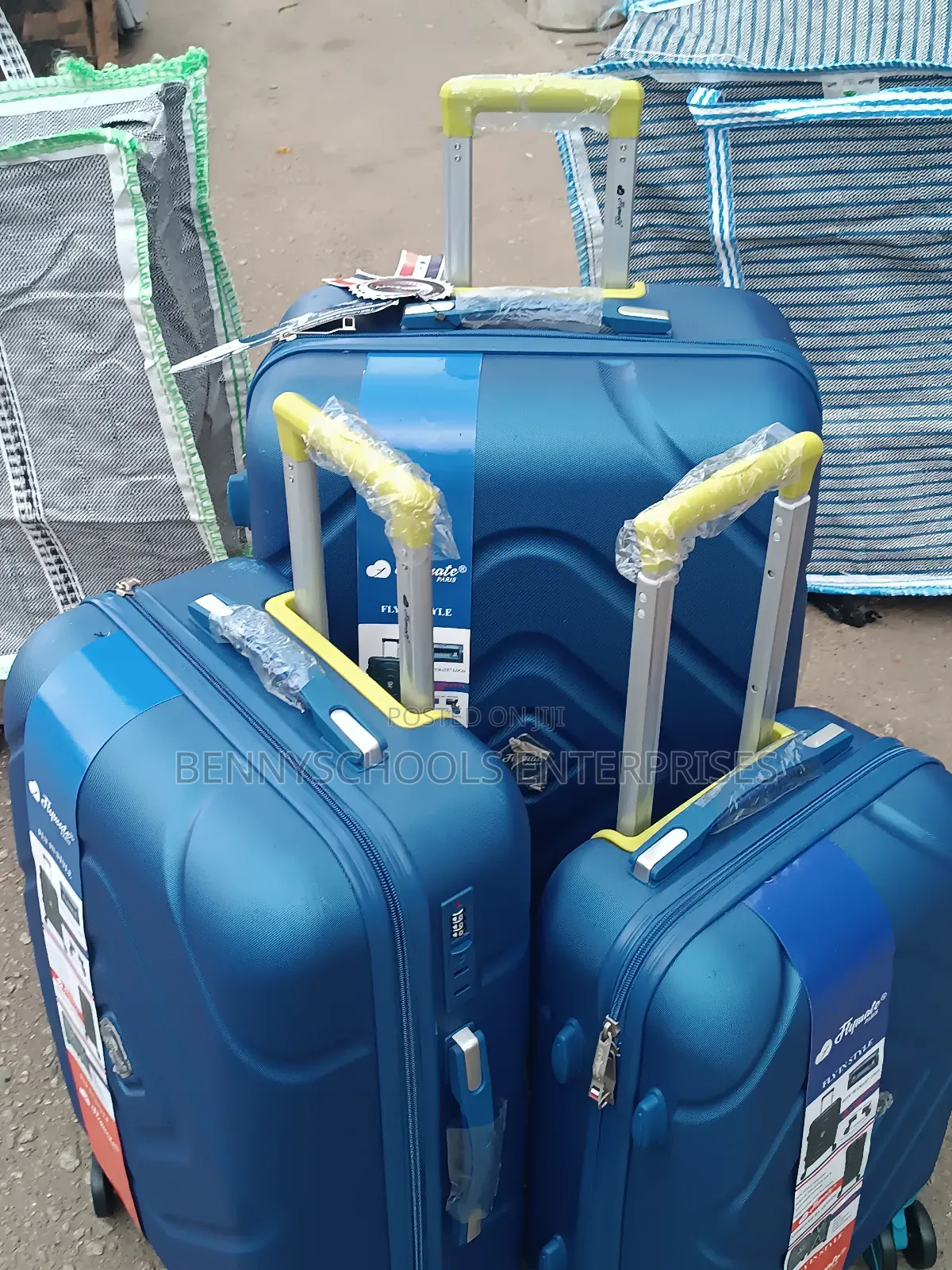 Set of 3 Unbreakable Flymate Rubber Travelling Luggage Boxes