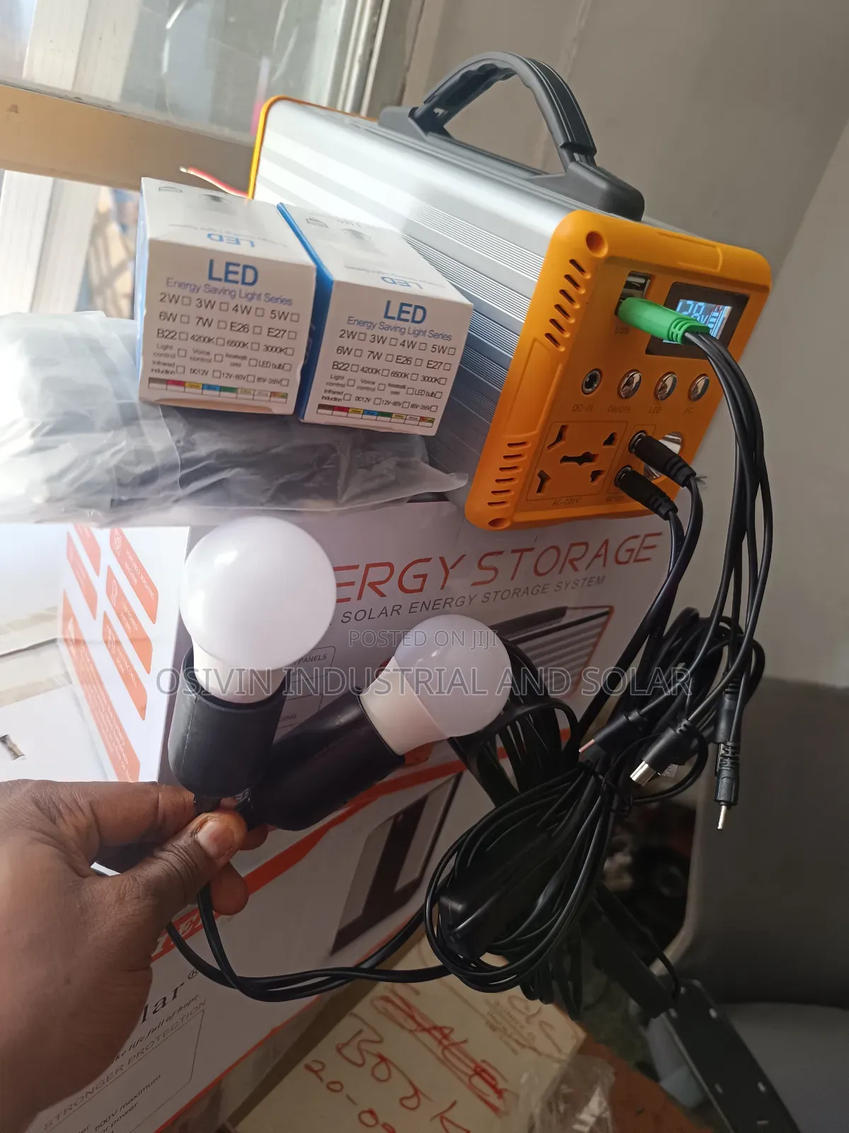 New Energy Storage 300w Solar Generator/ 50w Solar Panel