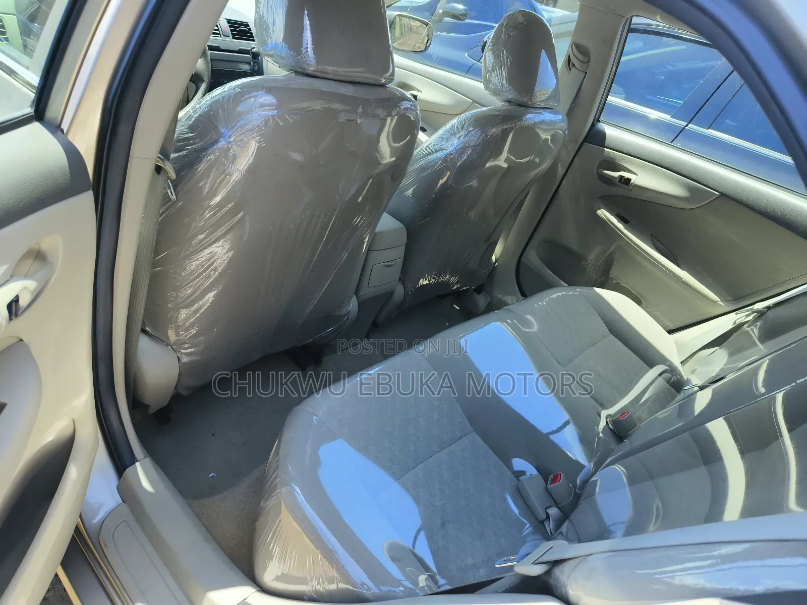 Toyota Corolla 2010 Gold