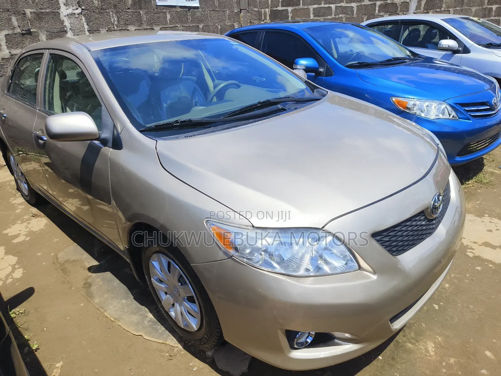 Toyota Corolla 2010 Gold