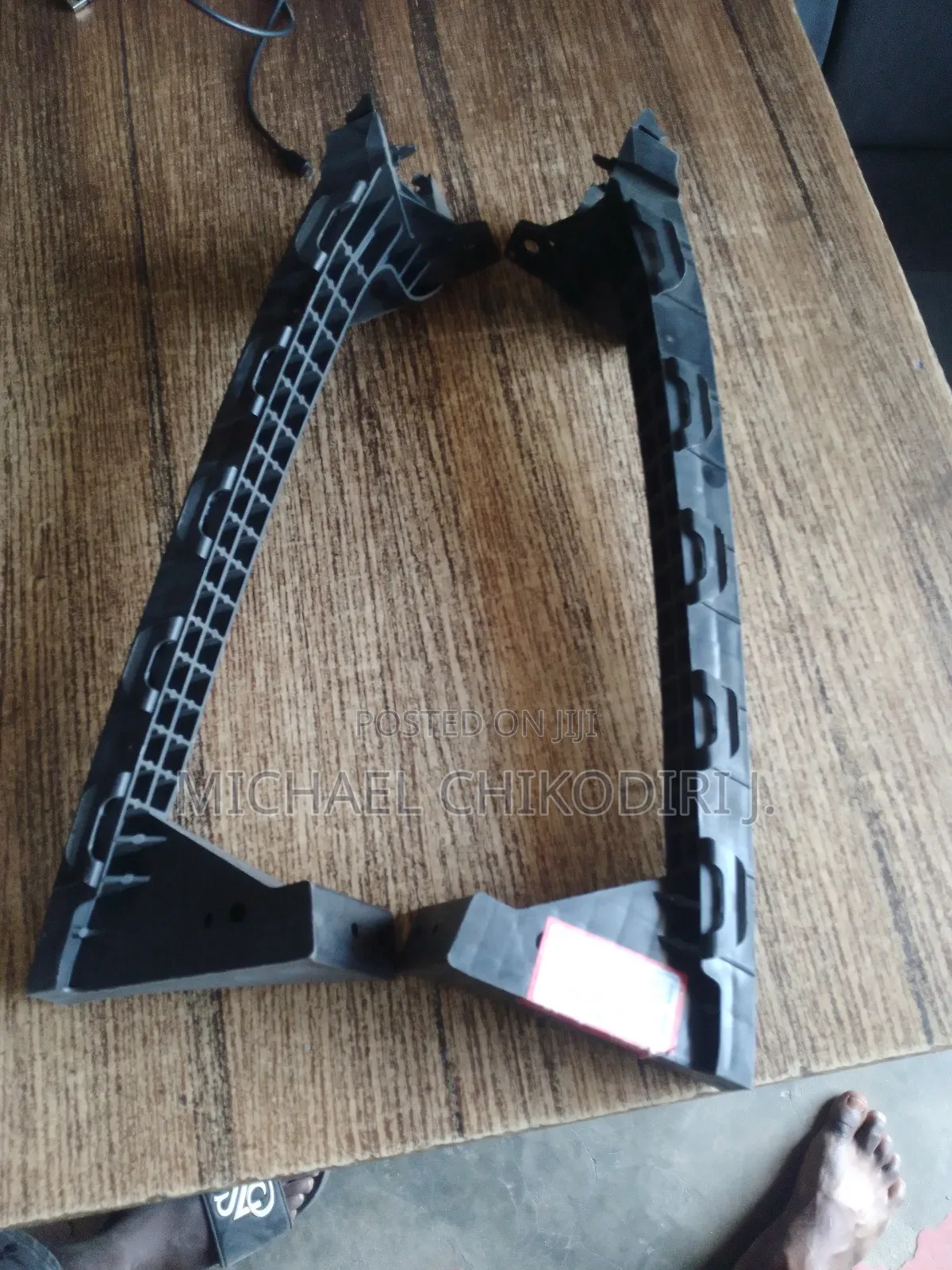 Headlamp Bracket for Honda Pilot 2013