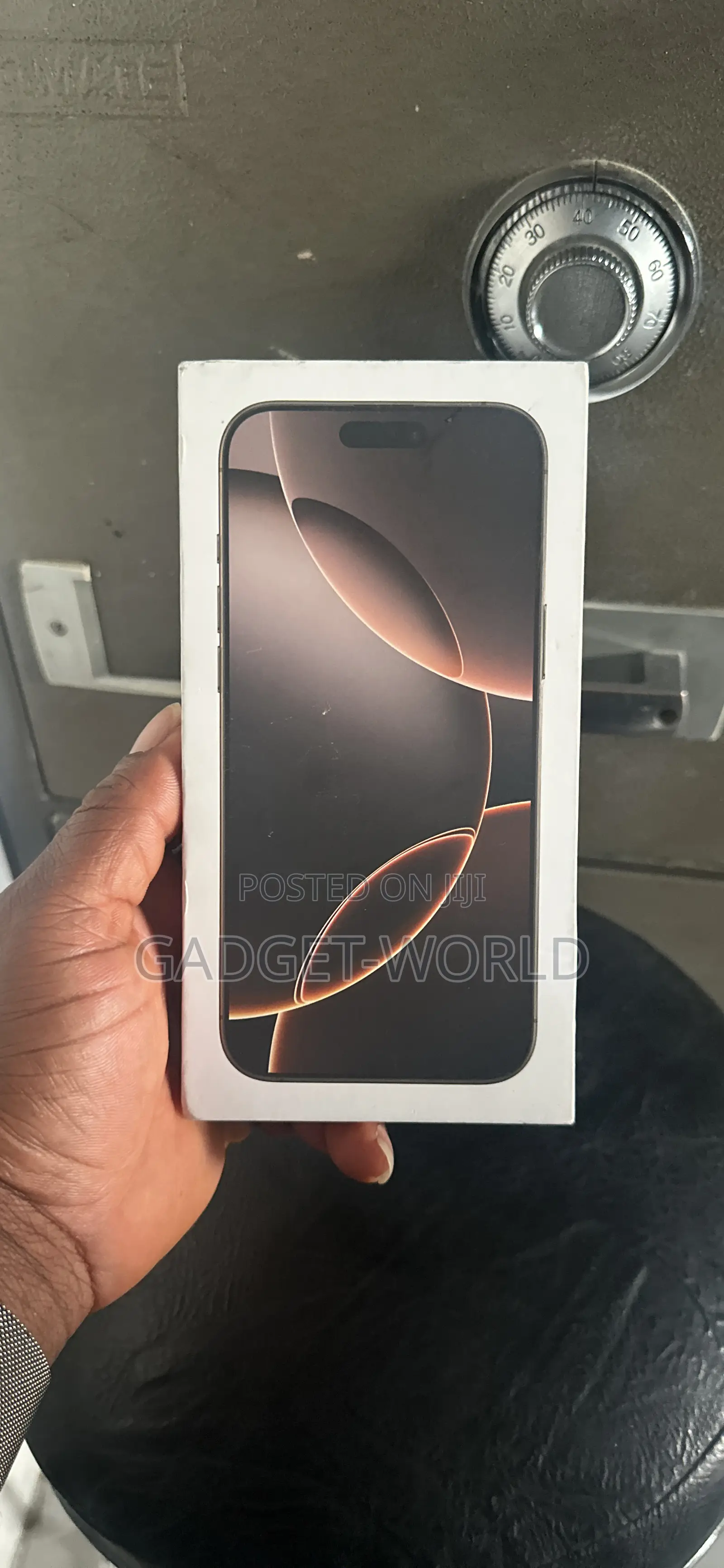 New Apple iPhone 16 Pro 256 GB Rose Gold