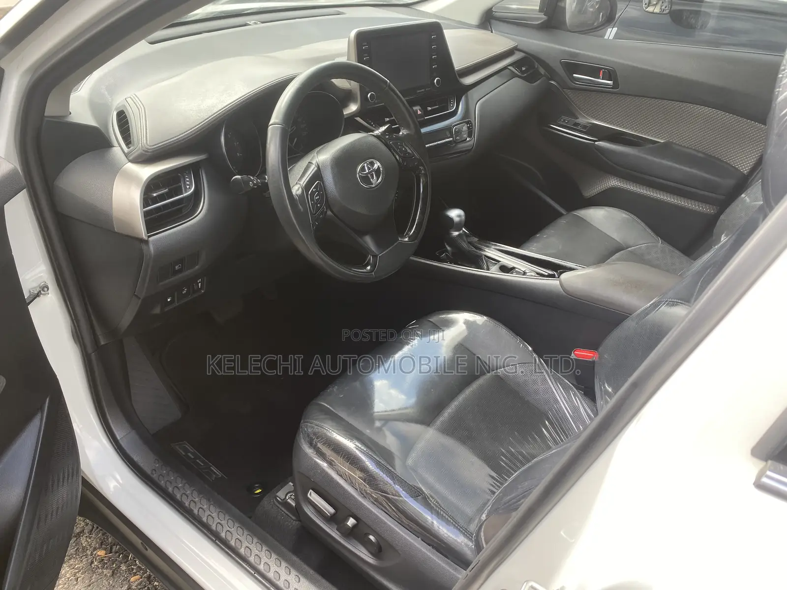 Toyota C-HR Limited 2021 White