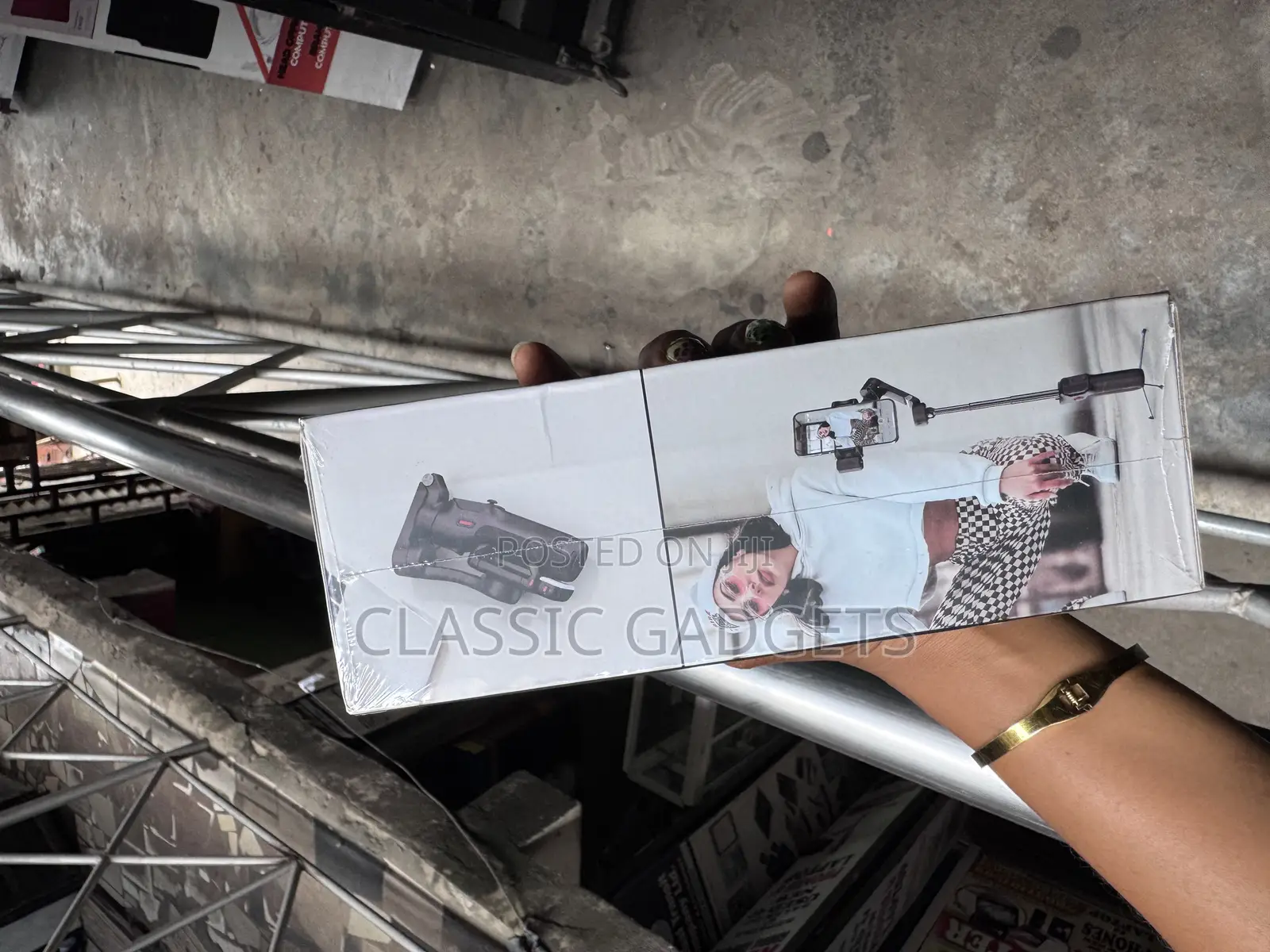 Hohem I Steady V3 Gimbal With AI Smartphone Tracker