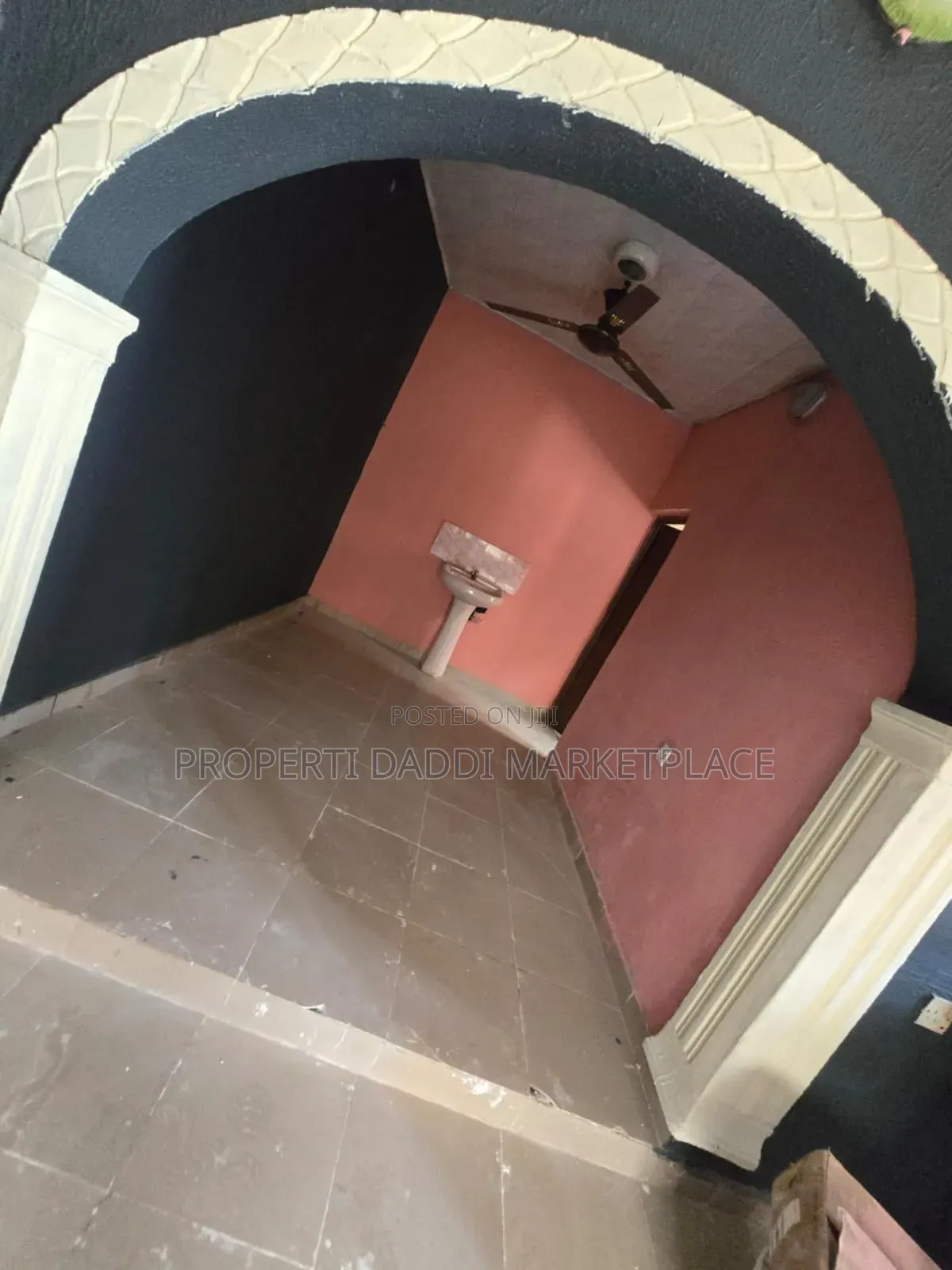 4bdrm Block of Flats in Ayobo for sale
