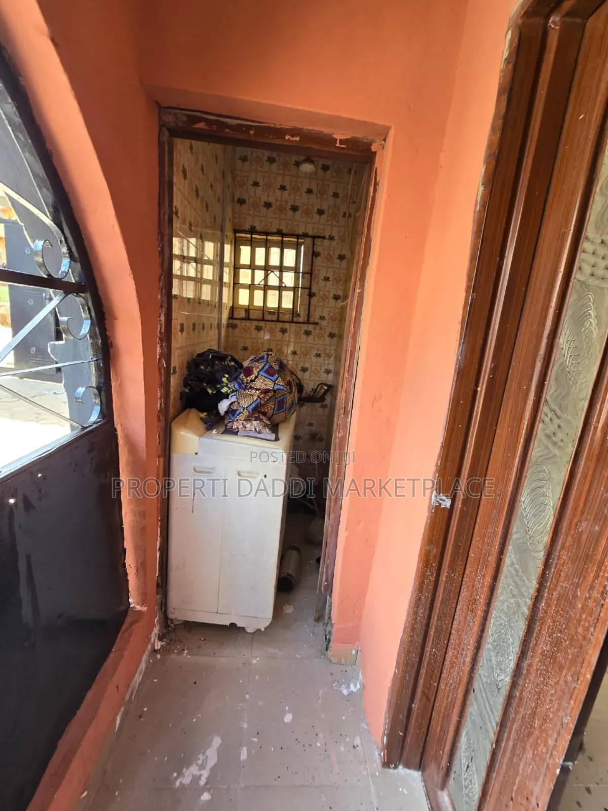 4bdrm Block of Flats in Ayobo for sale