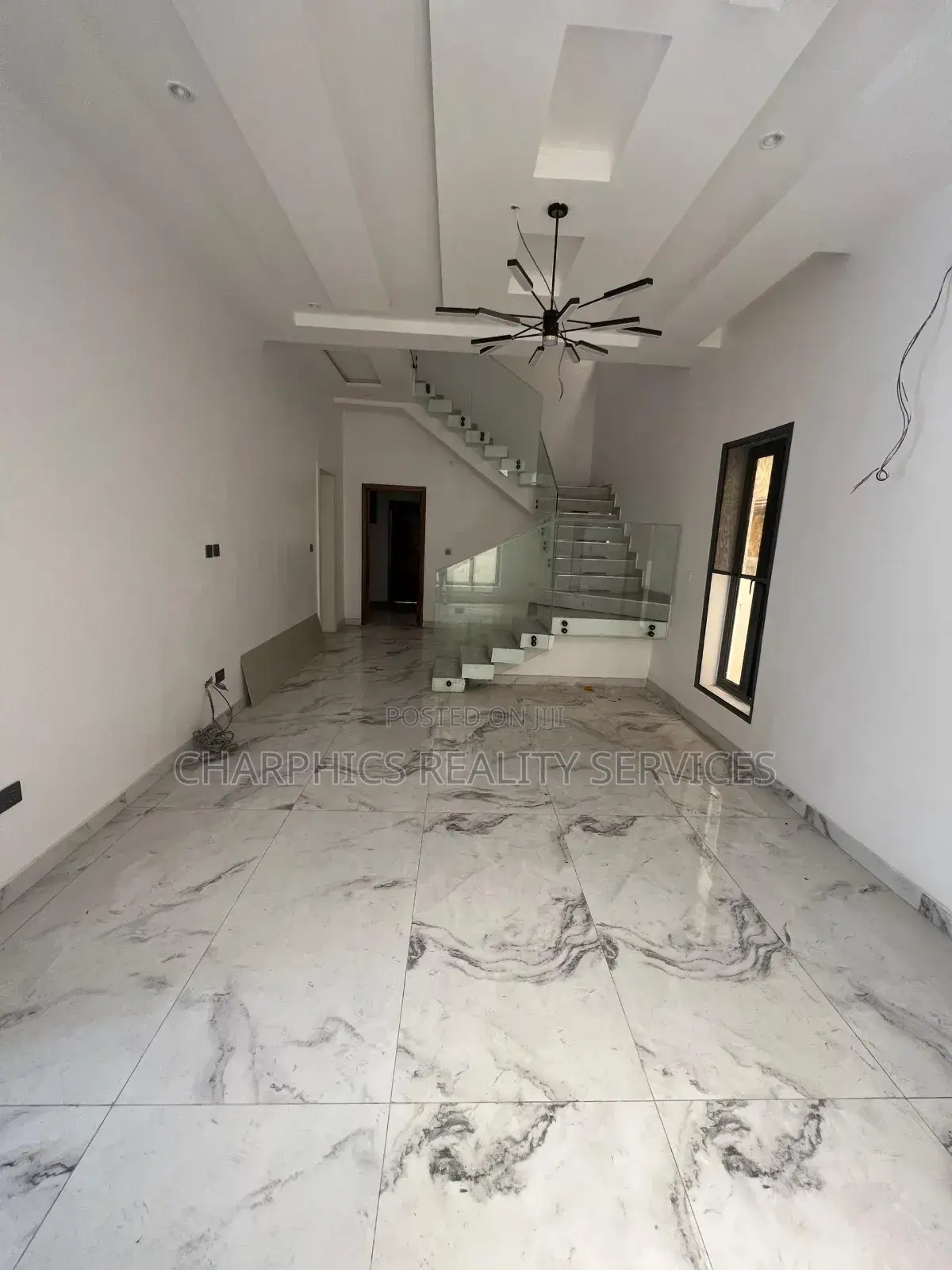 4bdrm Duplex in Lekki for sale
