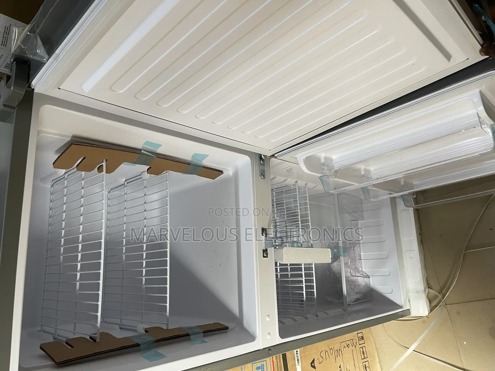 Brand New Skyrun Refrigerator Full Coper Engin 350liter