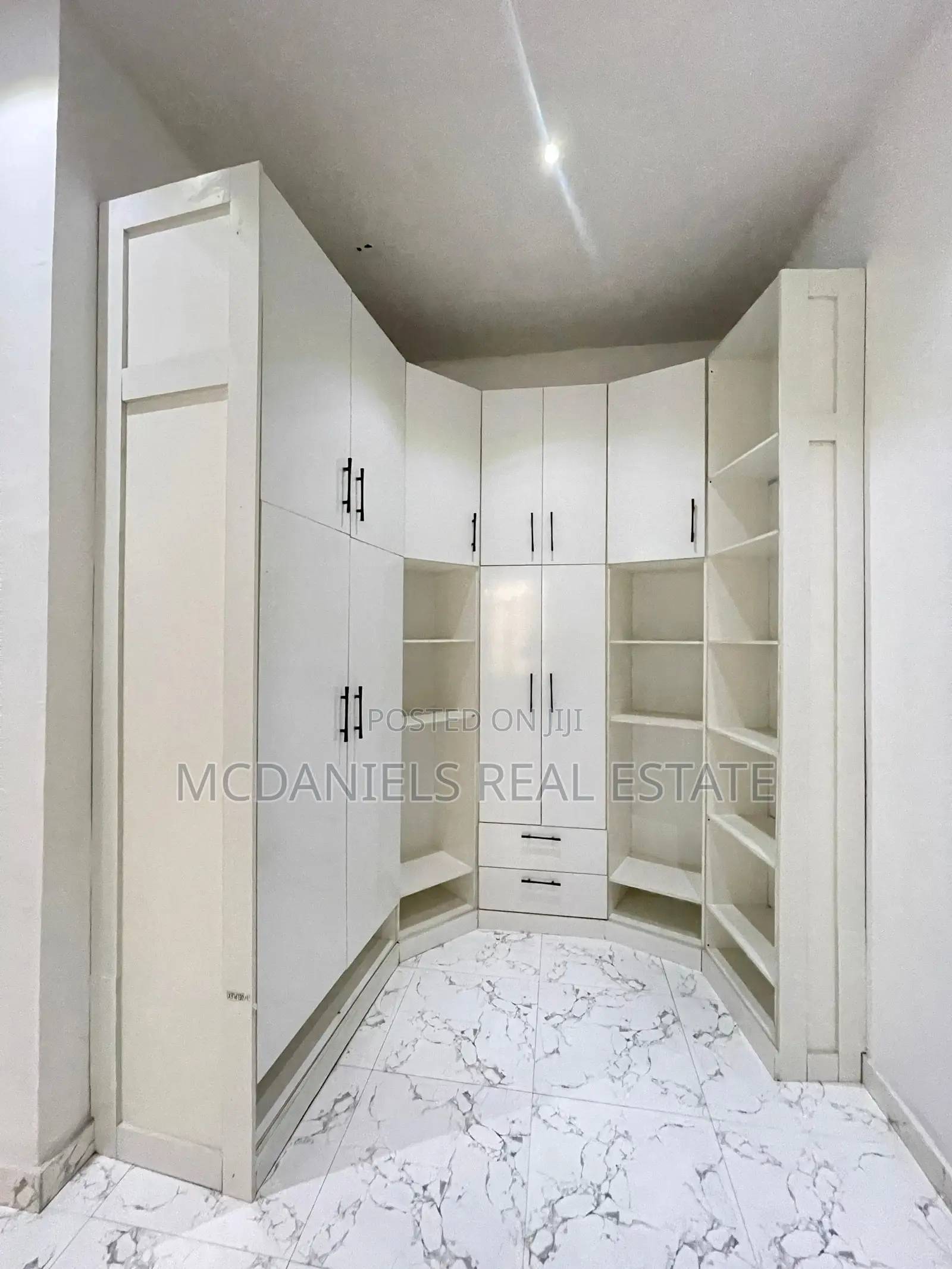4bdrm Duplex in Ikate for sale