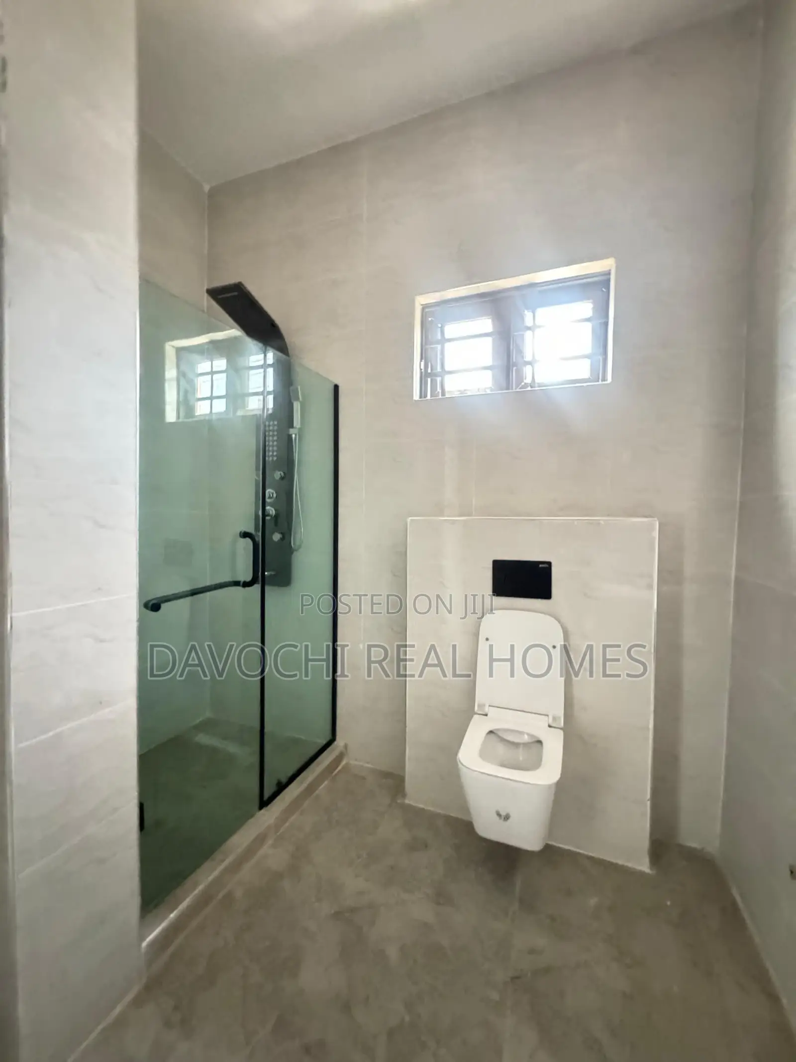 4bdrm Duplex in Lekki Phase 2 for sale