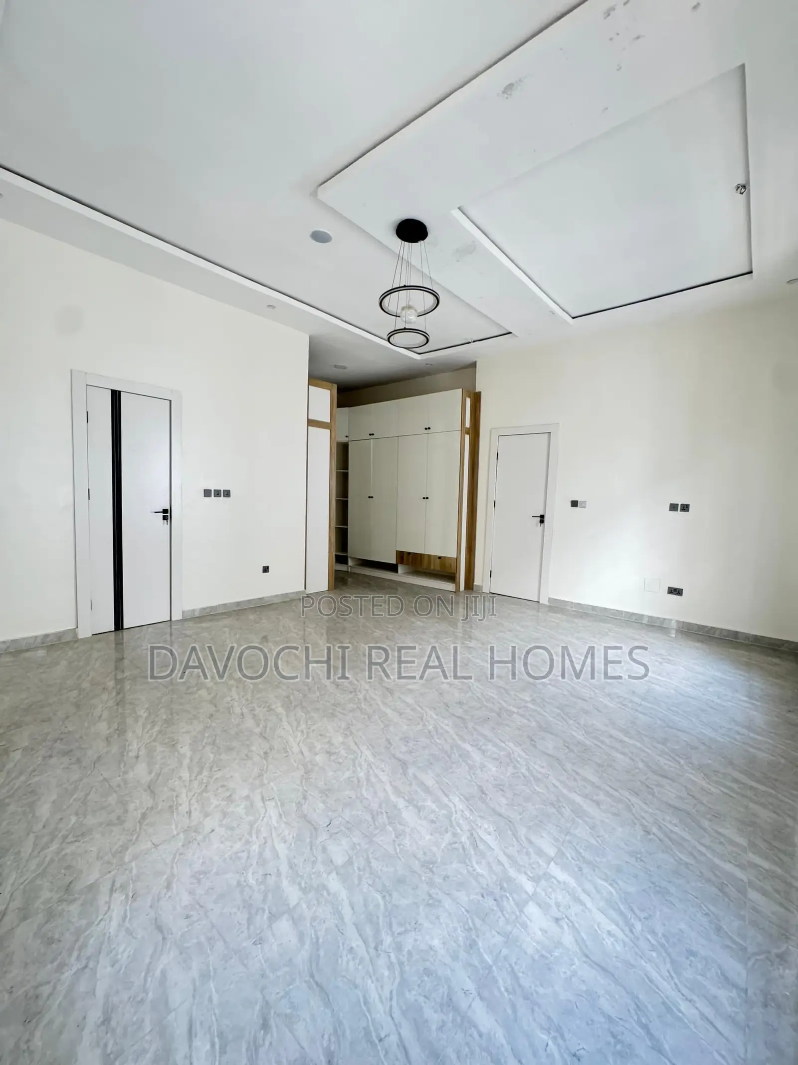 4bdrm Duplex in Lekki Phase 2 for sale