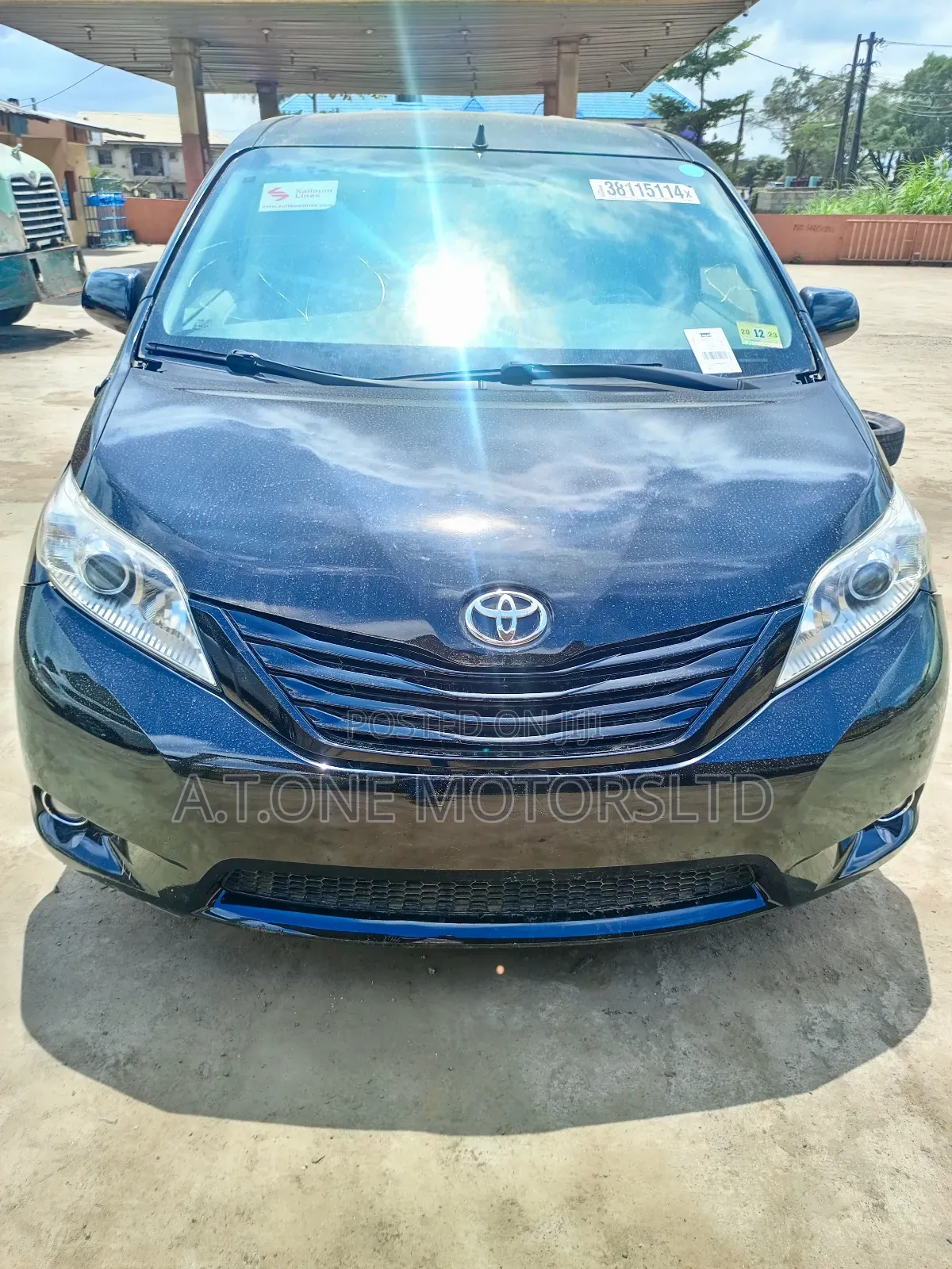 Toyota Sienna 2014 Black