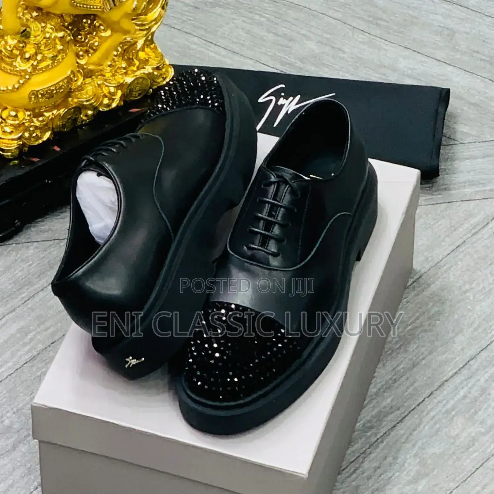 Super High Quality Glossy Shoes Louis Vuitton
