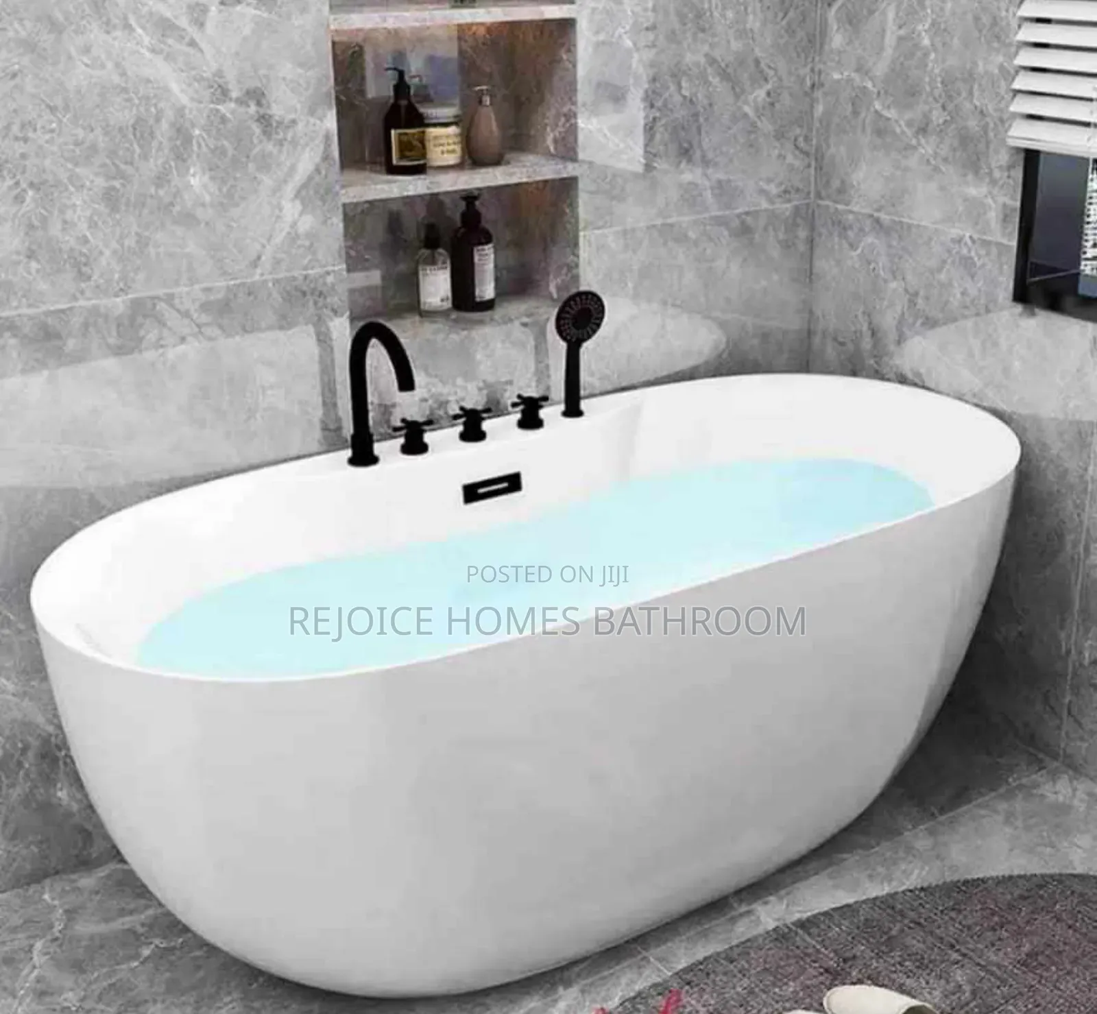 Freestanding Bathtub With Mixer