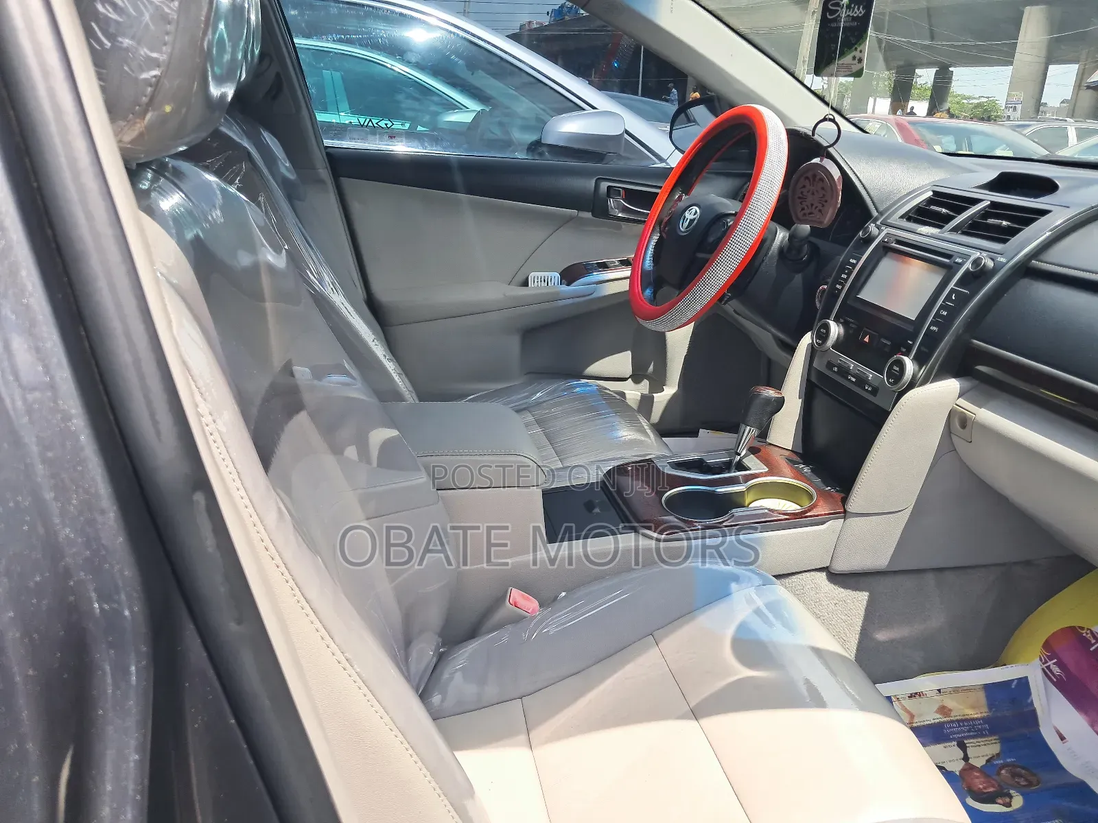 Toyota Camry LE 4dr Sedan (2.5L 4cyl 6A) 2012 Gray